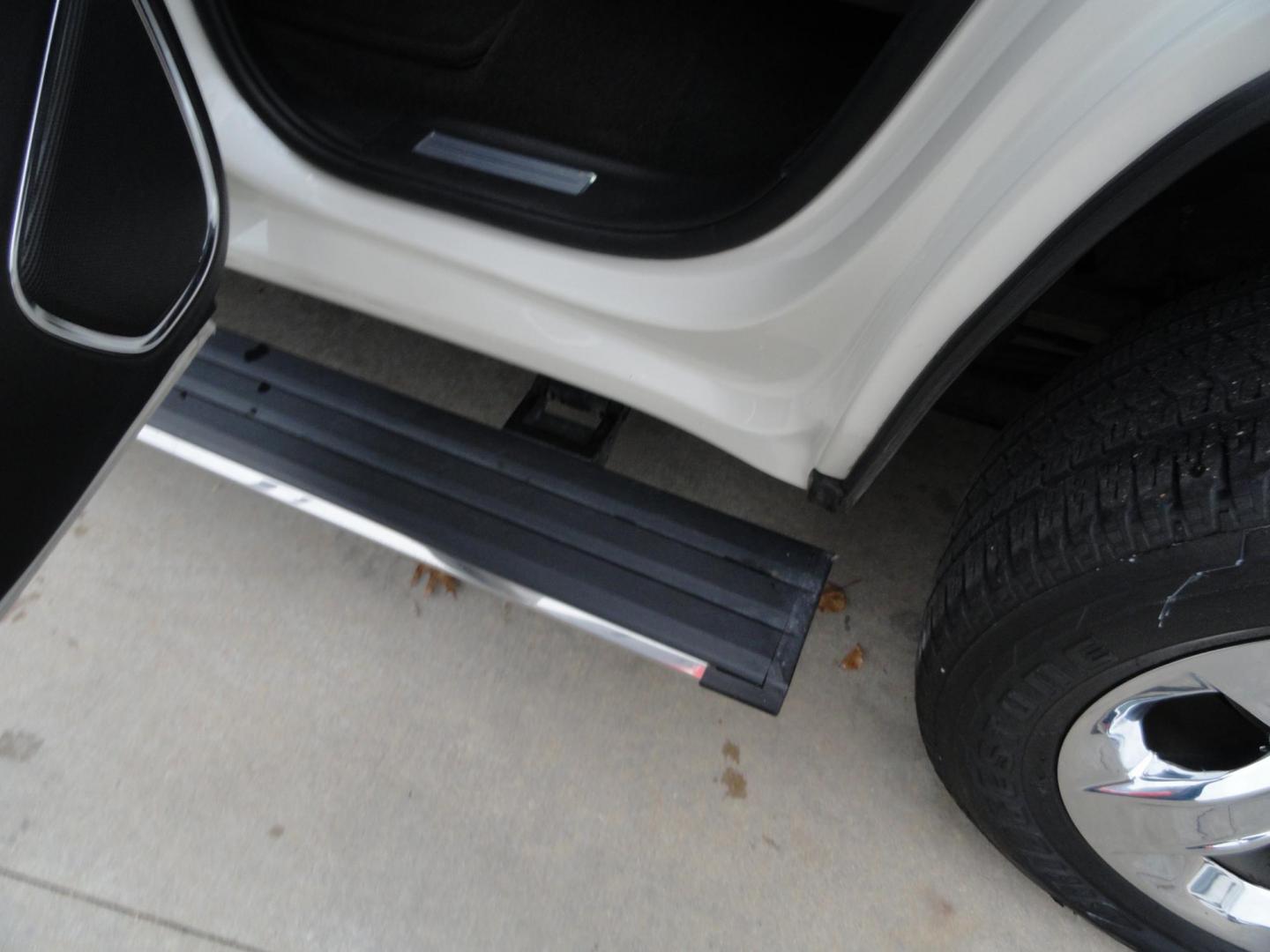 2015 Diamond White Tricoat /Jet Black Chevrolet Tahoe LTZ 4WD (1GNSKCKC5FR) with an 5.3L V8 OHV 16V engine, 6-Speed Automatic transmission, located at 827 W 26th Street, Erie, PA, 16508, (814) 455-3401, 42.105431, -80.090942 - Photo#37