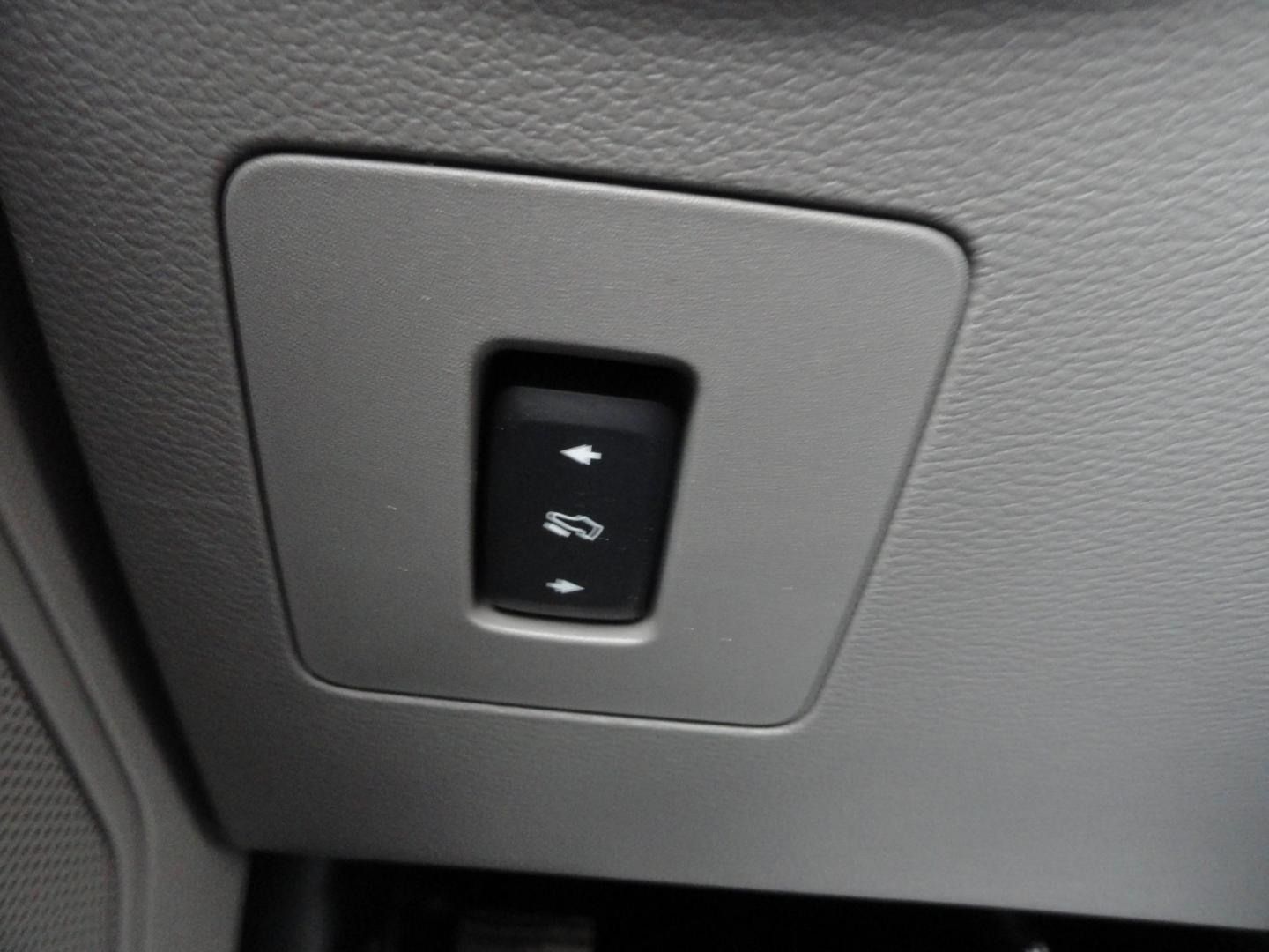 2017 Bronze Fire Metallic /Greystone Ford F-150 XLT Super Cab 6.5-ft. Bed 4WD (1FTFX1EFXHF) with an 5.0L V8 engine, 6 Automatic transmission, located at 827 W 26th Street, Erie, PA, 16508, (814) 455-3401, 42.105431, -80.090942 - Photo#22