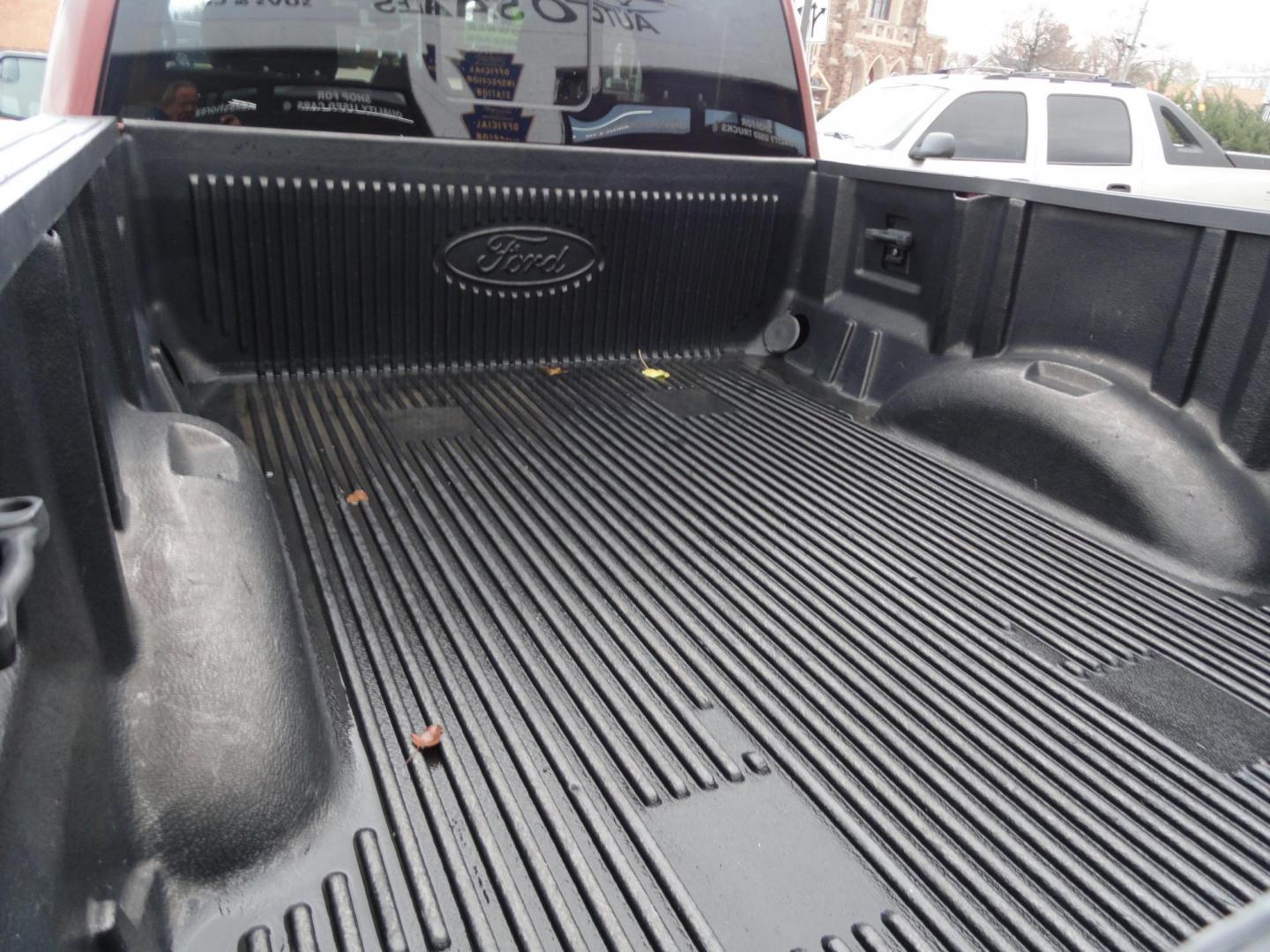 2017 Bronze Fire Metallic /Greystone Ford F-150 XLT Super Cab 6.5-ft. Bed 4WD (1FTFX1EFXHF) with an 5.0L V8 engine, 6 Automatic transmission, located at 827 W 26th Street, Erie, PA, 16508, (814) 455-3401, 42.105431, -80.090942 - Photo#34