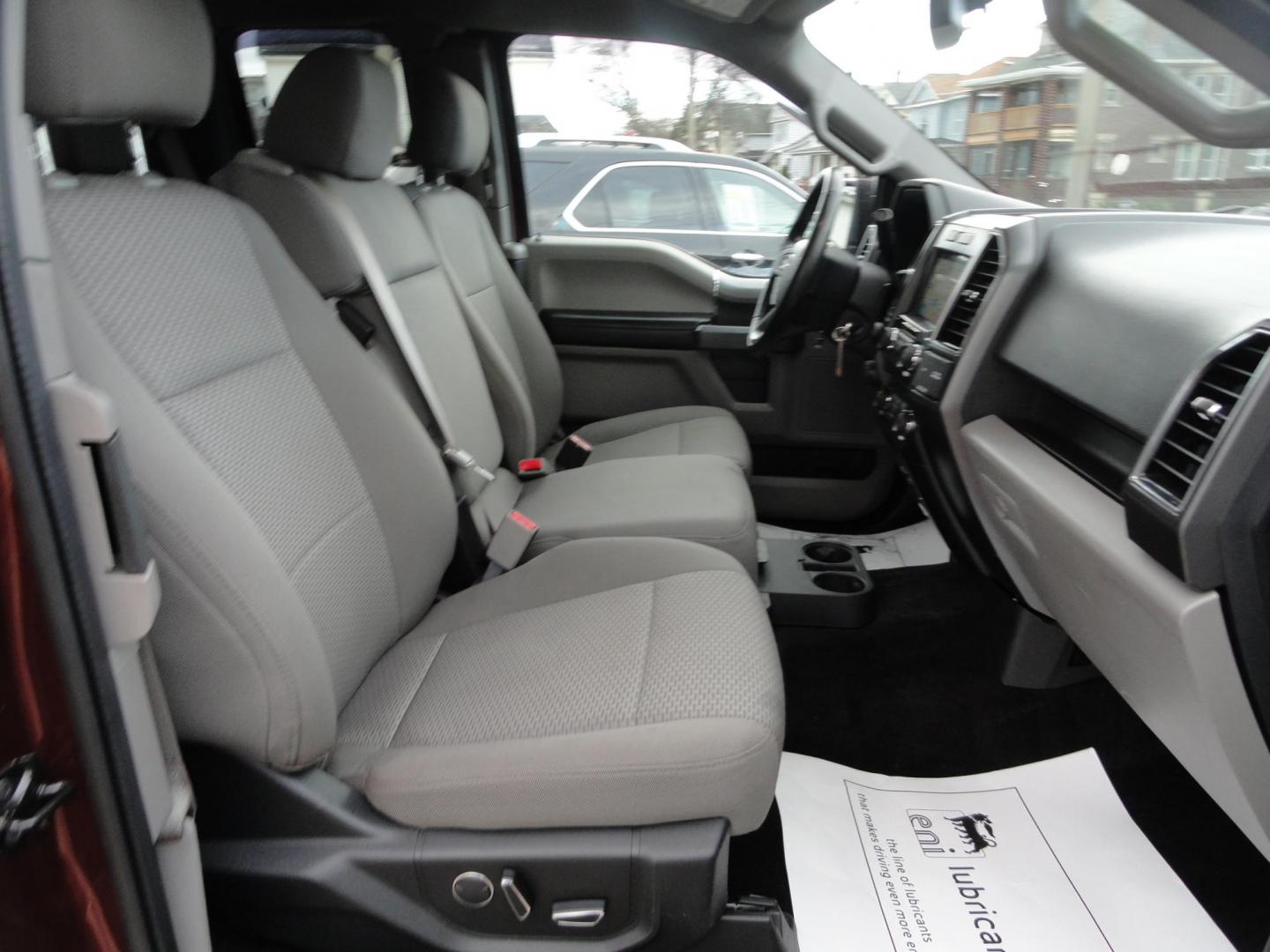 2017 Bronze Fire Metallic /Greystone Ford F-150 XLT Super Cab 6.5-ft. Bed 4WD (1FTFX1EFXHF) with an 5.0L V8 engine, 6 Automatic transmission, located at 827 W 26th Street, Erie, PA, 16508, (814) 455-3401, 42.105431, -80.090942 - Photo#40