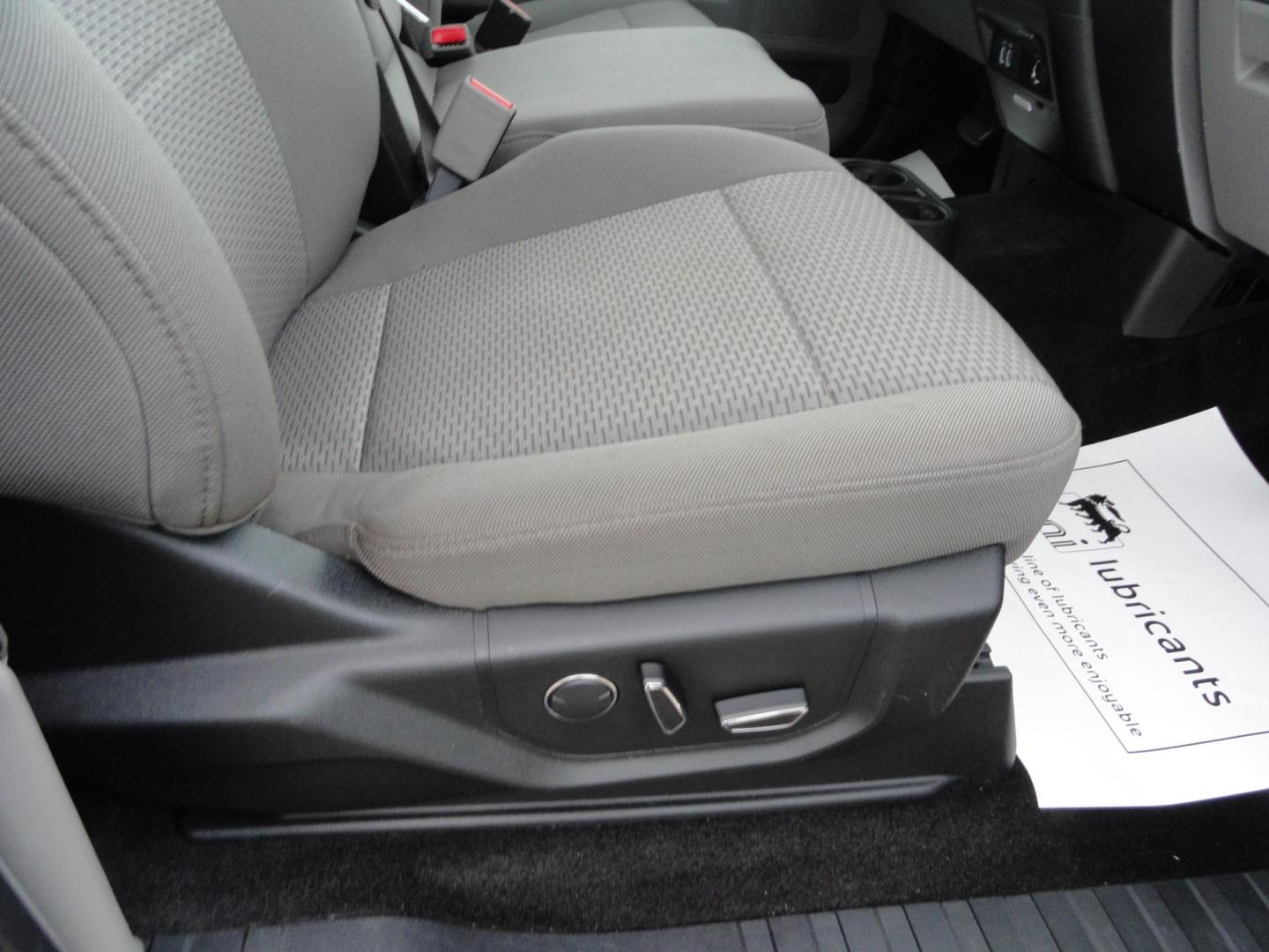 2017 Bronze Fire Metallic /Greystone Ford F-150 XLT Super Cab 6.5-ft. Bed 4WD (1FTFX1EFXHF) with an 5.0L V8 engine, 6 Automatic transmission, located at 827 W 26th Street, Erie, PA, 16508, (814) 455-3401, 42.105431, -80.090942 - Photo#41