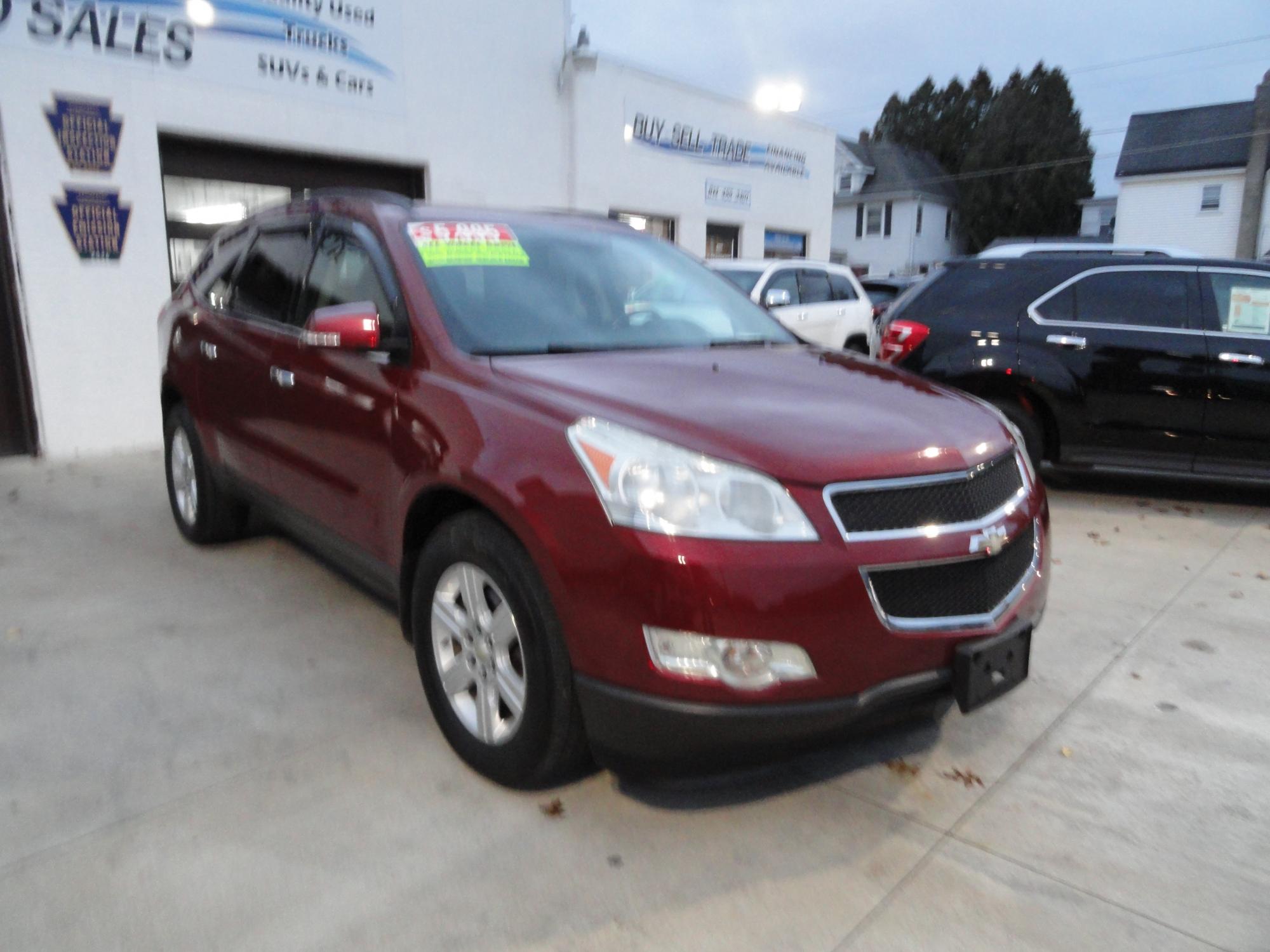 photo of 2011 Chevrolet Traverse LT AWD