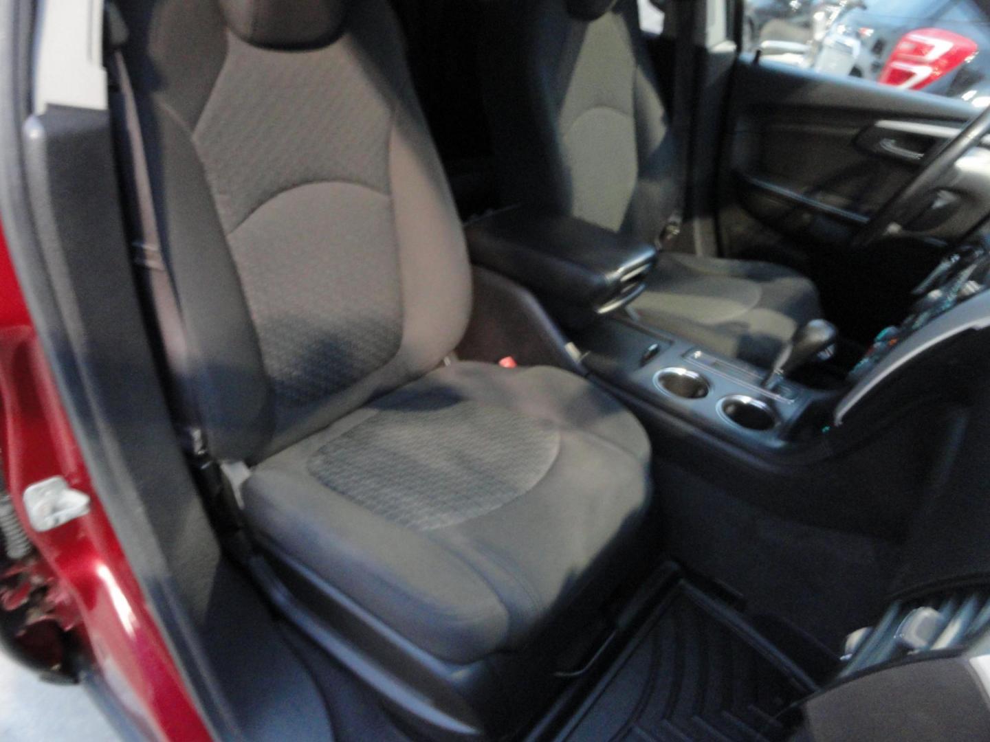 2011 Red Jewel Tintcoat /Graphite Chevrolet Traverse LT AWD (1GNKVGED3BJ) with an 3.6L V6 DOHC 24V engine, 6-Speed Automatic transmission, located at 827 W 26th Street, Erie, PA, 16508, (814) 455-3401, 42.105431, -80.090942 - Photo#26