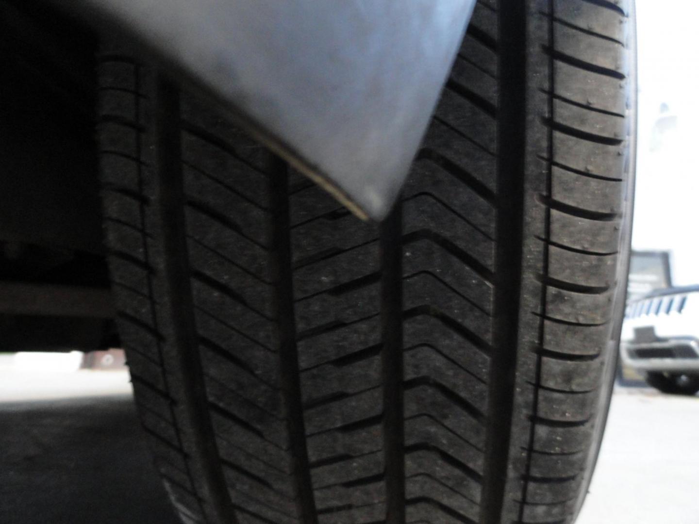 2011 Red Jewel Tintcoat /Graphite Chevrolet Traverse LT AWD (1GNKVGED3BJ) with an 3.6L V6 DOHC 24V engine, 6-Speed Automatic transmission, located at 827 W 26th Street, Erie, PA, 16508, (814) 455-3401, 42.105431, -80.090942 - Photo#29