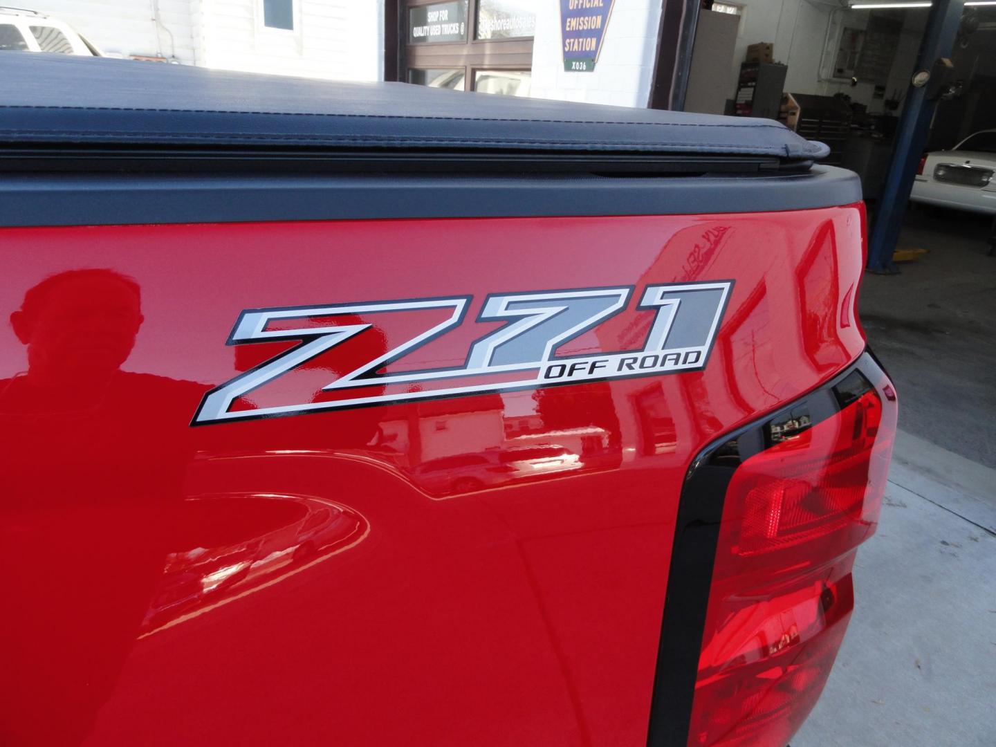 2017 Red Hot /Graphite Chevrolet Silverado 1500 LT Double Cab 4WD (1GCVKREC5HZ) with an 5.3L V8 OHV 16V engine, 6A transmission, located at 827 W 26th Street, Erie, PA, 16508, (814) 455-3401, 42.105431, -80.090942 - Thanks for looking at our super clean recent arrival. This is the 1500 Silverado LT model Double Cab with lots of options including four-wheel drive, the 5.3 V-8, heated seats, power drivers seat, remote start, Z71 Offroad package, back up camera, Tonneau cover, spray in bed liner, both keys and rem - Photo#7