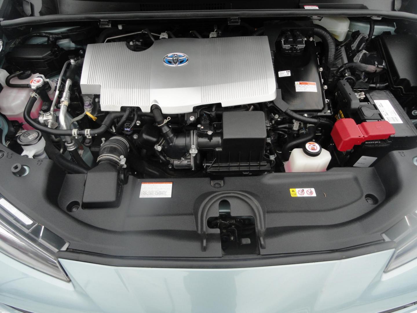 2021 Sea Glass Pearl /Tan Toyota Prius LE AWD-e (JTDL9MFU1M3) with an 1.8L L4 DOHC 16V HYBRID engine, CVT transmission, located at 827 W 26th Street, Erie, PA, 16508, (814) 455-3401, 42.105431, -80.090942 - Thanks for looking at our super low mileage one owner recent arrival. This is the LE all-wheel drive E model with all the options including remote start. This vehicle belonged to an elderly customer who had to stop driving due to age which explains the low mileage. This vehicle has both remotes, the - Photo#32