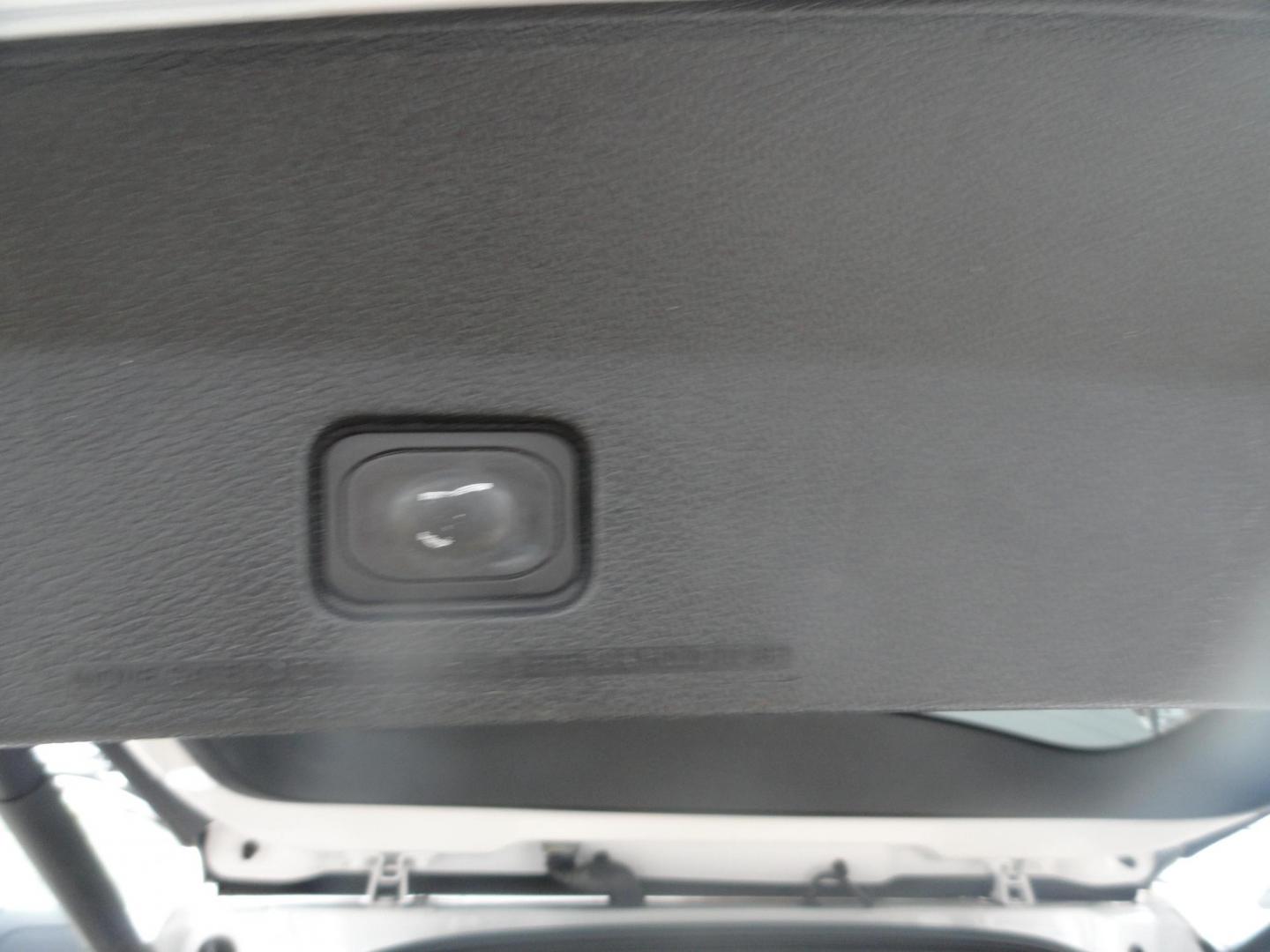 2018 White Platinum Metallic /Tan Ford Explorer XLT 4WD (1FM5K8D8XJG) with an 3.5L V6 DOHC 24V engine, 6A transmission, located at 827 W 26th Street, Erie, PA, 16508, (814) 455-3401, 42.105431, -80.090942 - Thanks for looking at our super clean accident and rust-free trade in. This vehicle came back in on trade from one of the owners' relatives who lives in Nashville Tennessee. Our owner originally purchased this vehicle in Florida back in 2022 which explains the RUST-FREE condition of the body and the - Photo#33