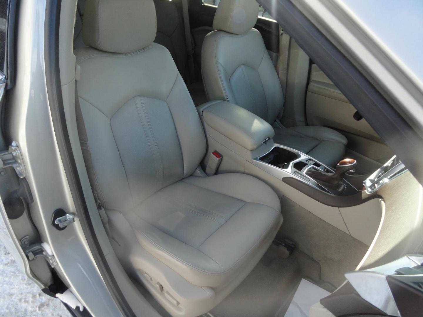 2015 Champagne Silver Metallic /Tan Cadillac SRX Luxury Collection FWD (3GYFNBE31FS) with an 3.6L V6 DOHC 24V FFV engine, 6-Speed Automatic transmission, located at 827 W 26th Street, Erie, PA, 16508, (814) 455-3401, 42.105431, -80.090942 - Thanks for looking at our low mileage accident-free new arrival and a recent trade in at a local Chevrolet dealership. This vehicle was originally sold new In Florida which explains the RUST FREE exterior as well as the like new nonsmoker interior plus it comes with lots of options and it also comes - Photo#30