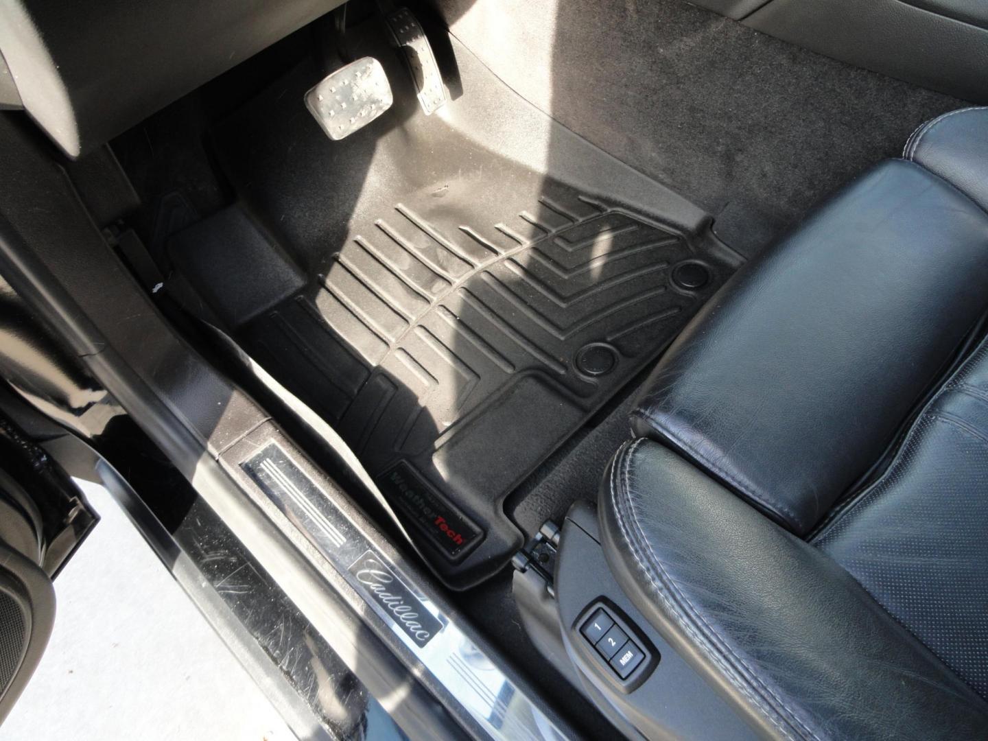 2015 Black Raven /Jet Black Cadillac SRX Performance Collection AWD (3GYFNFE32FS) with an 3.6L V6 DOHC 24V FFV engine, 6-Speed Automatic transmission, located at 827 W 26th Street, Erie, PA, 16508, (814) 455-3401, 42.105431, -80.090942 - Thanks for looking at our low mileage rust and accident-free new Toyota trade. This is the Performance model that started its journey in Florida, then it came up here in the spring of 2021 which explains the excellent condition of this vehicle along with the like new nonsmoker interior and yes, it's - Photo#23