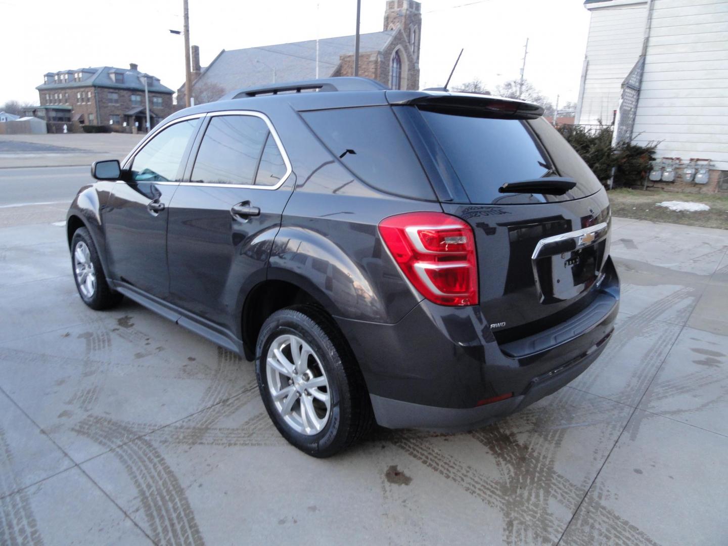 2016 Tungsten Metallic /Greystone Chevrolet Equinox LT AWD (2GNFLFEK2G6) with an 2.4L L4 DOHC 16V FFV engine, 6A transmission, located at 827 W 26th Street, Erie, PA, 16508, (814) 455-3401, 42.105431, -80.090942 - Photo#5
