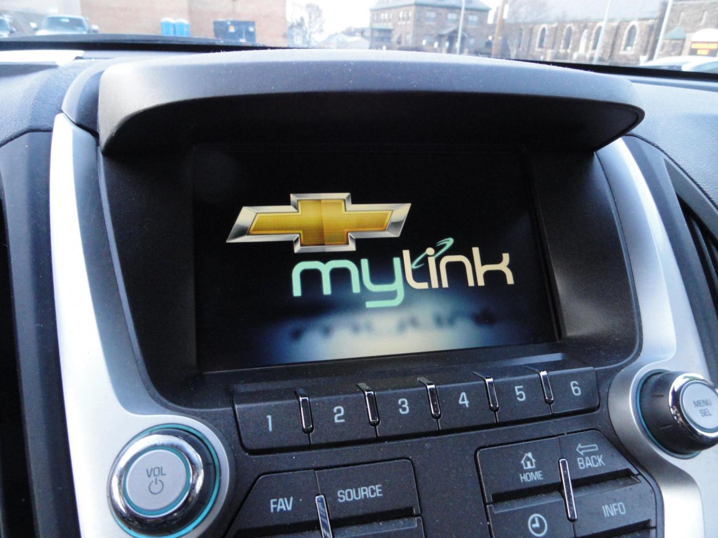 2016 Tungsten Metallic /Greystone Chevrolet Equinox LT AWD (2GNFLFEK2G6) with an 2.4L L4 DOHC 16V FFV engine, 6A transmission, located at 827 W 26th Street, Erie, PA, 16508, (814) 455-3401, 42.105431, -80.090942 - Photo#9