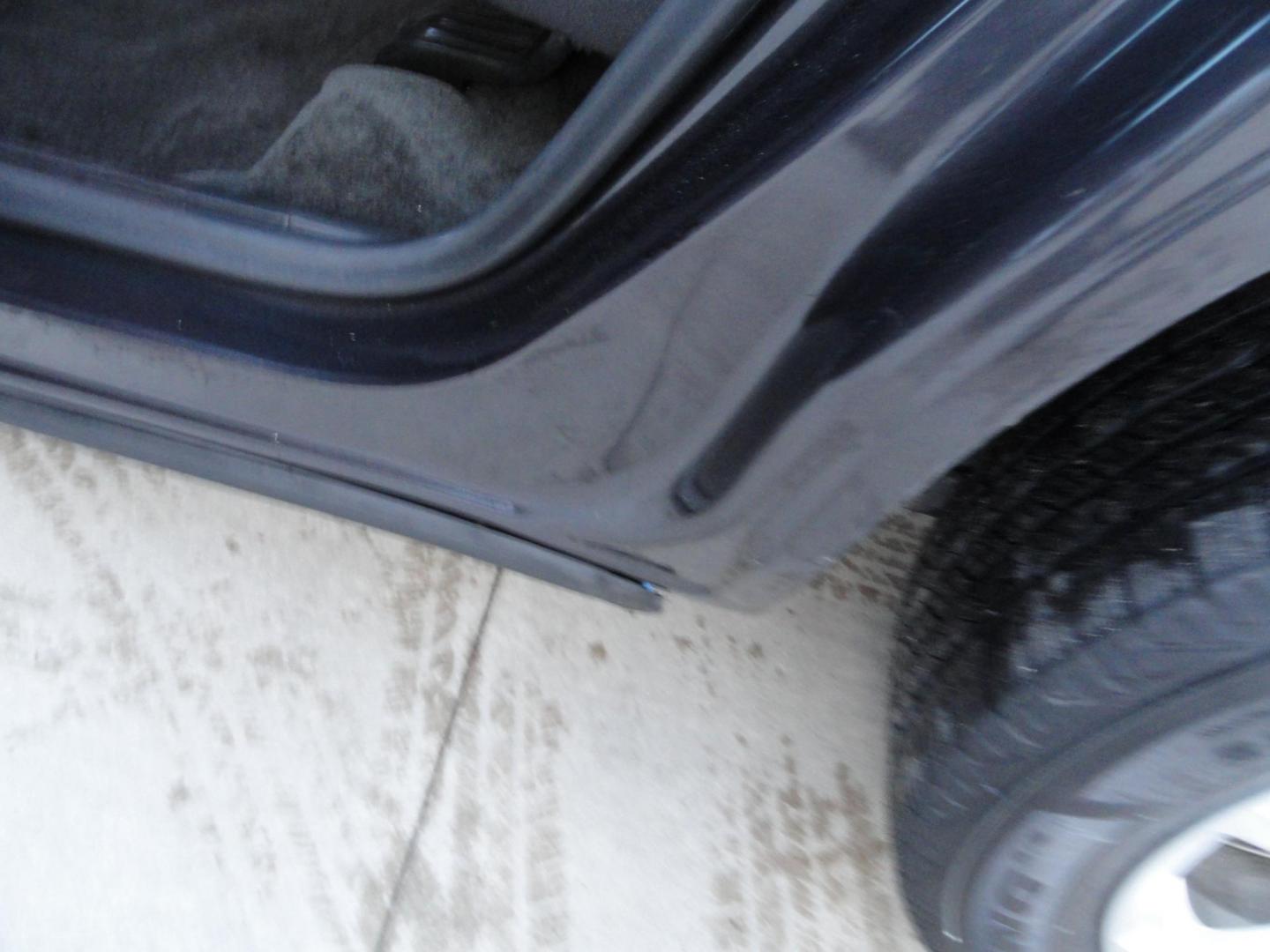 2016 Tungsten Metallic /Greystone Chevrolet Equinox LT AWD (2GNFLFEK2G6) with an 2.4L L4 DOHC 16V FFV engine, 6A transmission, located at 827 W 26th Street, Erie, PA, 16508, (814) 455-3401, 42.105431, -80.090942 - Photo#25