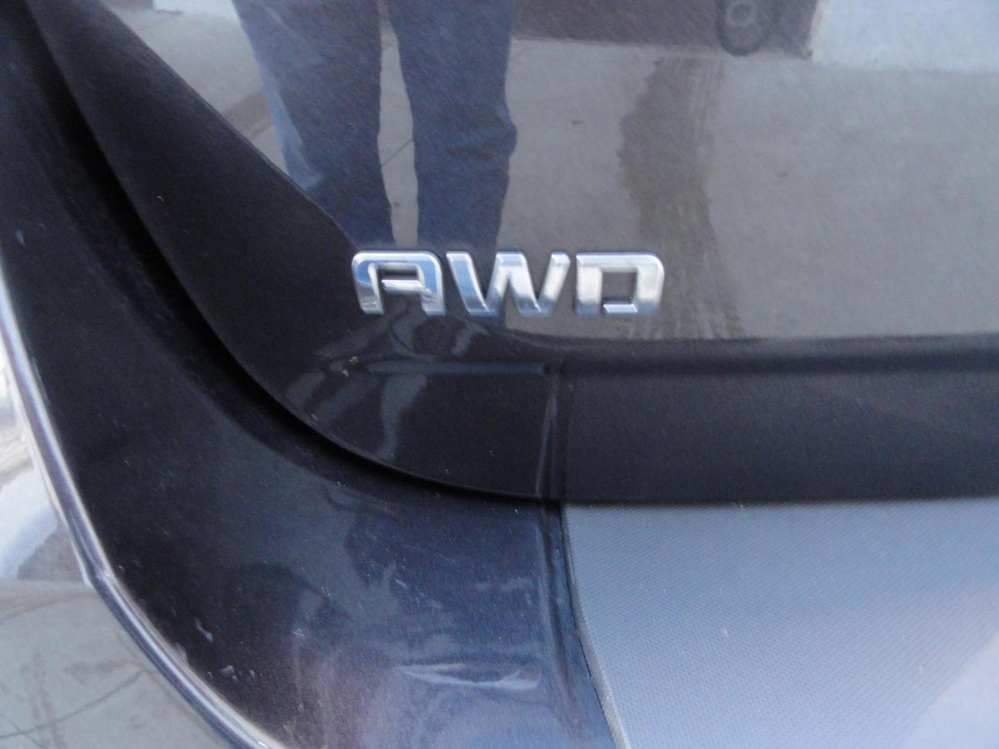 2016 Tungsten Metallic /Greystone Chevrolet Equinox LT AWD (2GNFLFEK2G6) with an 2.4L L4 DOHC 16V FFV engine, 6A transmission, located at 827 W 26th Street, Erie, PA, 16508, (814) 455-3401, 42.105431, -80.090942 - Photo#28