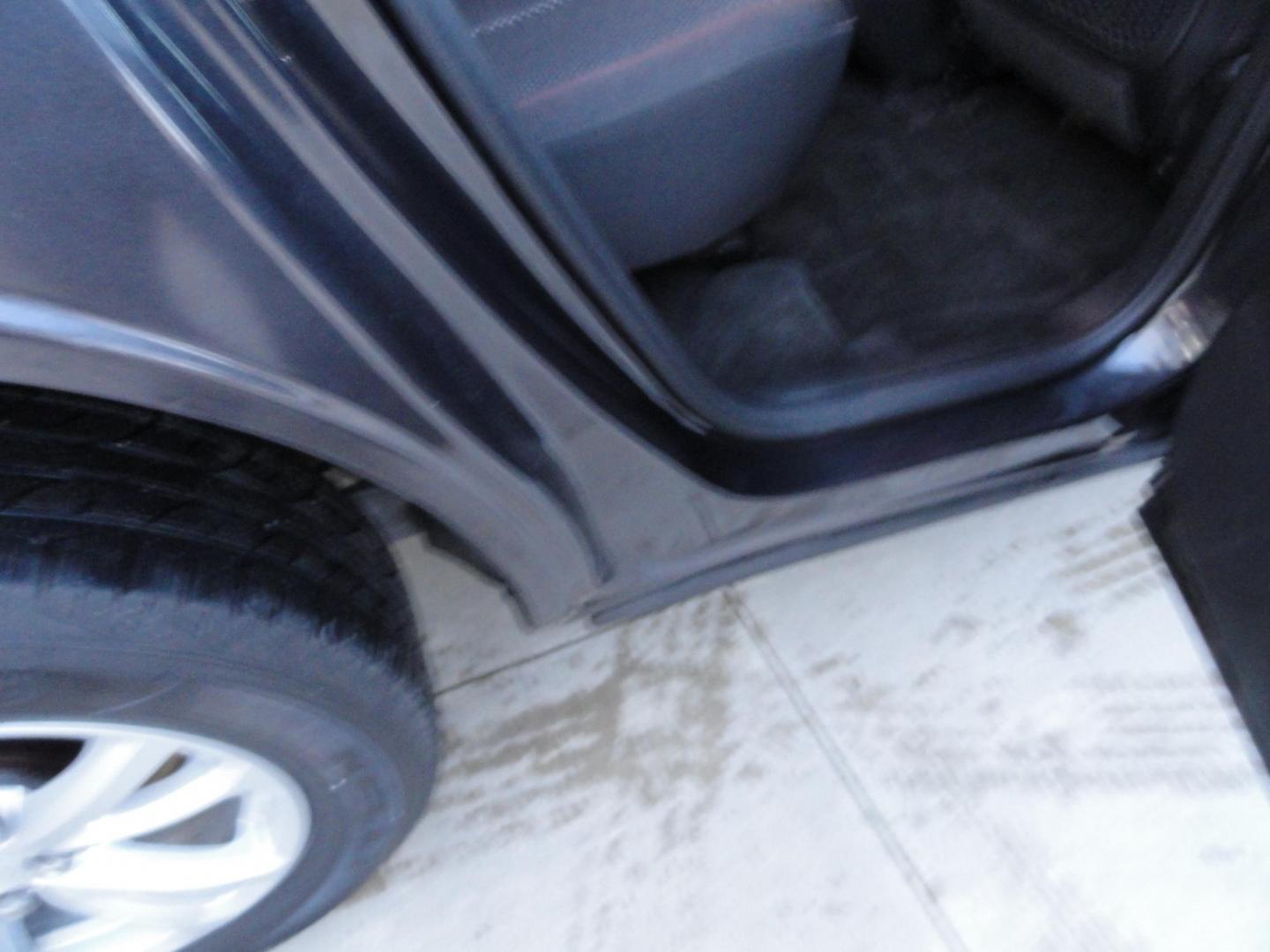 2016 Tungsten Metallic /Greystone Chevrolet Equinox LT AWD (2GNFLFEK2G6) with an 2.4L L4 DOHC 16V FFV engine, 6A transmission, located at 827 W 26th Street, Erie, PA, 16508, (814) 455-3401, 42.105431, -80.090942 - Photo#32