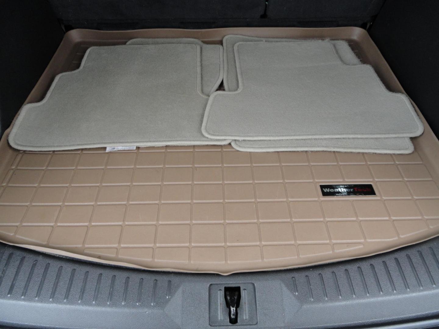 2015 Sunset Matallic /Tan Ford Escape SE FWD (1FMCU0GX6FU) with an 1.6L L4 DOHC 16V engine, 6-Speed Automatic transmission, located at 827 W 26th Street, Erie, PA, 16508, (814) 455-3401, 42.105431, -80.090942 - Photo#32