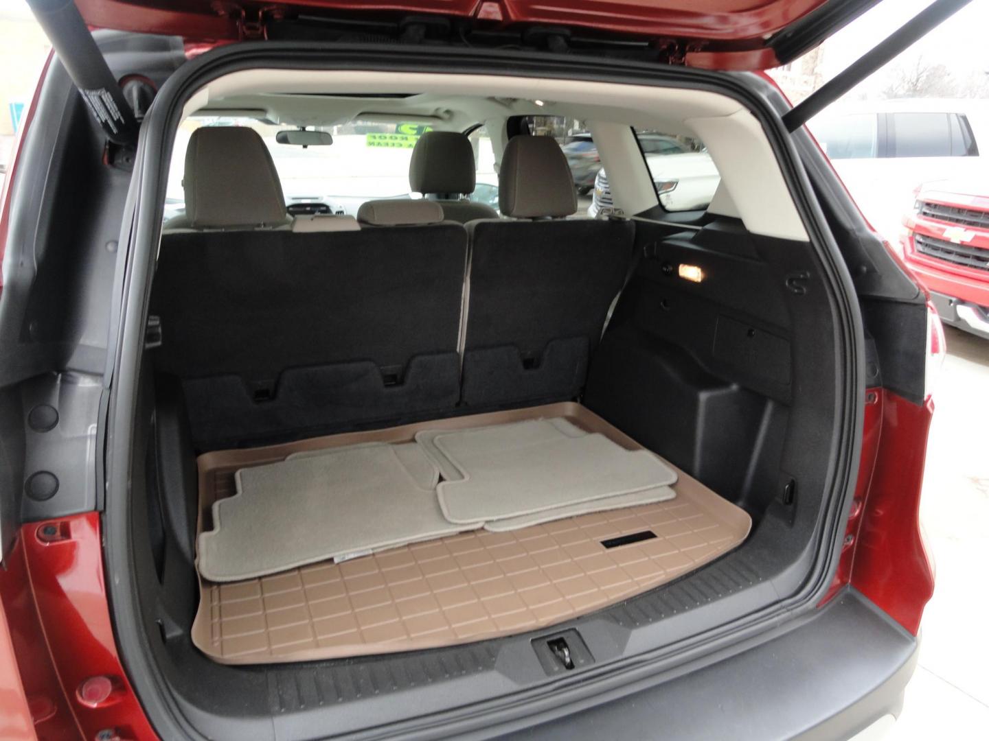 2015 Sunset Matallic /Tan Ford Escape SE FWD (1FMCU0GX6FU) with an 1.6L L4 DOHC 16V engine, 6-Speed Automatic transmission, located at 827 W 26th Street, Erie, PA, 16508, (814) 455-3401, 42.105431, -80.090942 - Photo#31