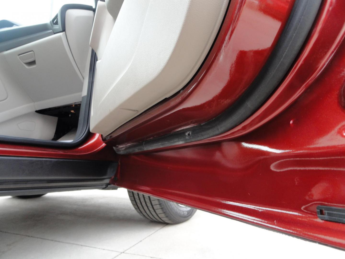 2015 Sunset Matallic /Tan Ford Escape SE FWD (1FMCU0GX6FU) with an 1.6L L4 DOHC 16V engine, 6-Speed Automatic transmission, located at 827 W 26th Street, Erie, PA, 16508, (814) 455-3401, 42.105431, -80.090942 - Photo#46