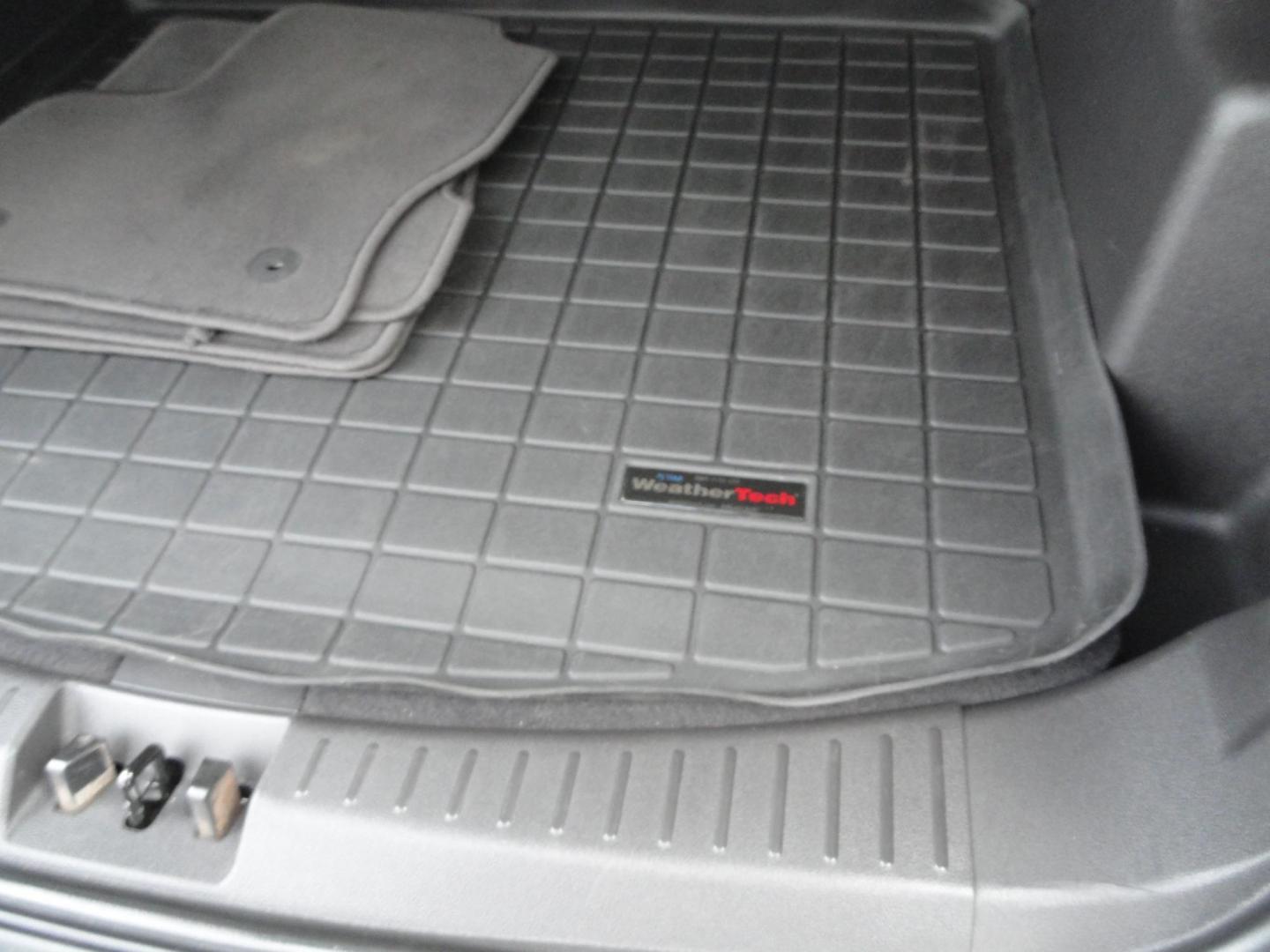 2017 White Titanium /Jet Black Ford Escape Titanium 4WD (1FMCU9JD7HU) with an 1.5L L4 DOHC 16V engine, 6-Speed Automatic transmission, located at 827 W 26th Street, Erie, PA, 16508, (814) 455-3401, 42.105431, -80.090942 - Thanks for looking at our one owner accident and rust-free new arrival. This is the top-of-the-line Titanium model with four-wheel drive, dual power heated leather front seats, remote start, back up camera, push button start, lane departure. blind spot monitor and lots more including two sets of fac - Photo#36