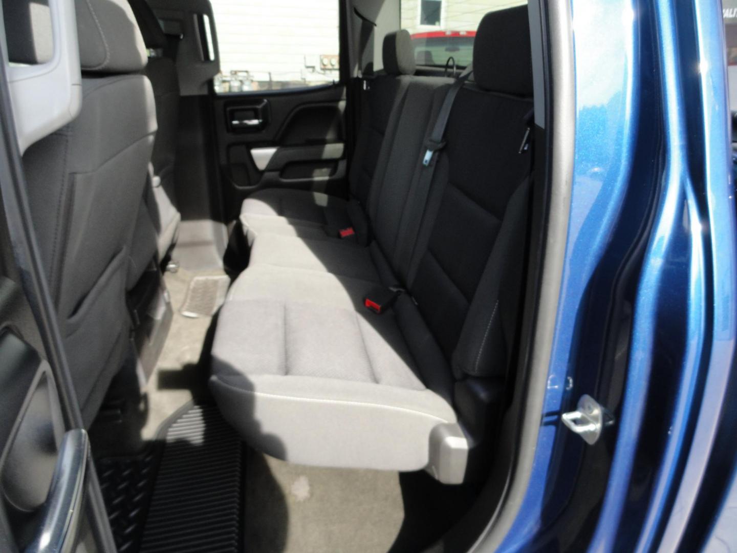 2018 Deep Ocean Blue /Jet Black Chevrolet Silverado 1500 LT Double Cab 4WD (1GCVKREC9JZ) with an 5.3L V8 OHV 16V engine, 6A transmission, located at 827 W 26th Street, Erie, PA, 16508, (814) 455-3401, 42.105431, -80.090942 - Thanks for looking at our super clean rust and accident free two owner new truck trade. This is the Silverado 1500 Double Cab with the 5.3 V8 with four-wheel drive and it comes with the all-star edition package with lots of options and this truck comes with both keys and remotes along with remote st - Photo#25