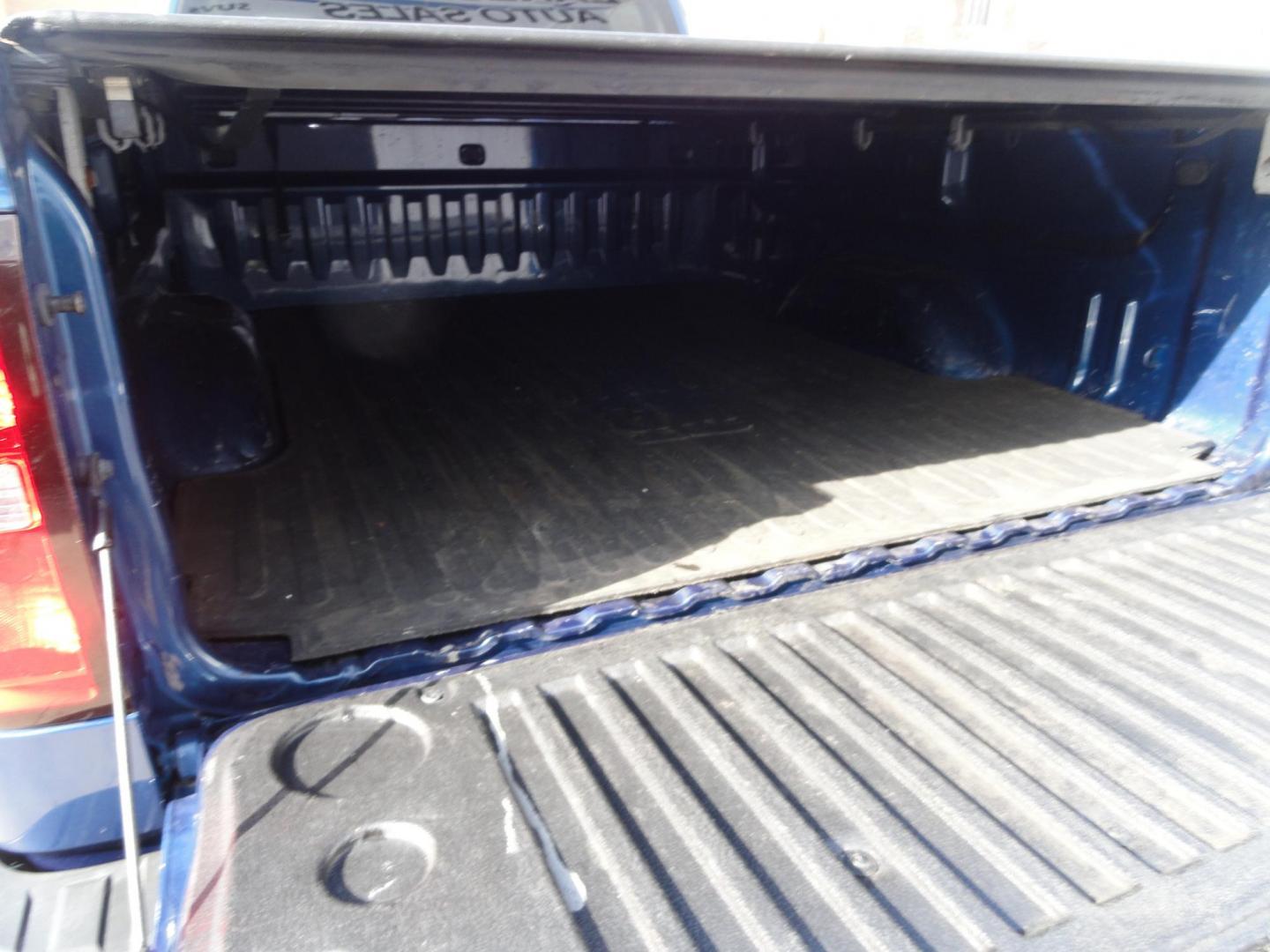 2018 Deep Ocean Blue /Jet Black Chevrolet Silverado 1500 LT Double Cab 4WD (1GCVKREC9JZ) with an 5.3L V8 OHV 16V engine, 6A transmission, located at 827 W 26th Street, Erie, PA, 16508, (814) 455-3401, 42.105431, -80.090942 - Thanks for looking at our super clean rust and accident free two owner new truck trade. This is the Silverado 1500 Double Cab with the 5.3 V8 with four-wheel drive and it comes with the all-star edition package with lots of options and this truck comes with both keys and remotes along with remote st - Photo#30