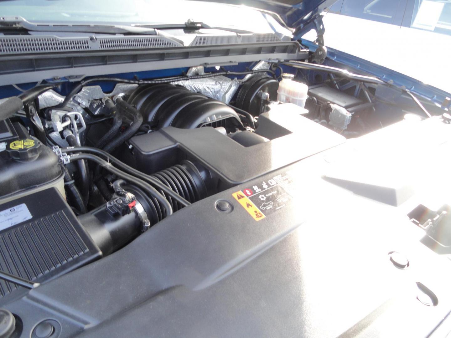 2018 Deep Ocean Blue /Jet Black Chevrolet Silverado 1500 LT Double Cab 4WD (1GCVKREC9JZ) with an 5.3L V8 OHV 16V engine, 6A transmission, located at 827 W 26th Street, Erie, PA, 16508, (814) 455-3401, 42.105431, -80.090942 - Thanks for looking at our super clean rust and accident free two owner new truck trade. This is the Silverado 1500 Double Cab with the 5.3 V8 with four-wheel drive and it comes with the all-star edition package with lots of options and this truck comes with both keys and remotes along with remote st - Photo#41