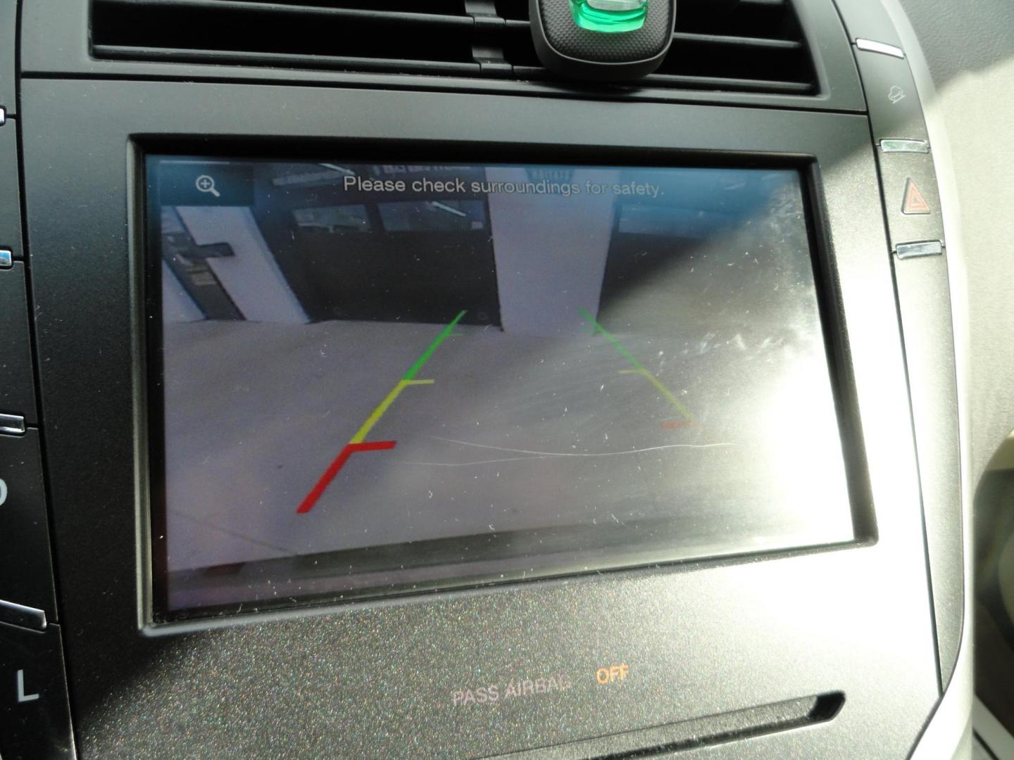 2015 Ruby Red Metallic /Tan Lincoln MKZ Hybrid Sedan (3LN6L2LU5FR) with an 2.0L L4 DOHC 16V HYBRID engine, Continuously Variable Transmission transmission, located at 827 W 26th Street, Erie, PA, 16508, (814) 455-3401, 42.105431, -80.090942 - Thanks for looking at our low mileage great on gas recent trade in. This is the Hybrid edition with lots of options in like new condition with a great exterior as well as a like new interior plus it comes with both keyless remotes, remote start and the factory owner's manuals. A full service was jus - Photo#9