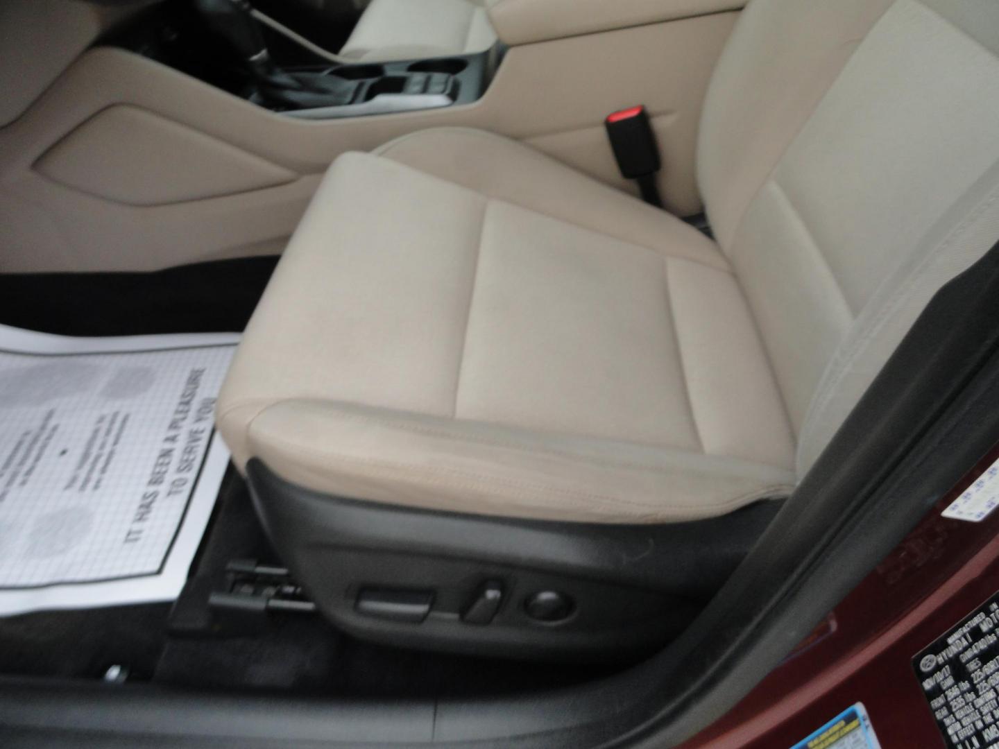 2018 Ruby Wine /Beige Hyundai Tucson SE AWD (KM8J3CA45JU) with an 2.0L L4 DOHC 16V engine, 6-Speed Automatic transmission, located at 827 W 26th Street, Erie, PA, 16508, (814) 455-3401, 42.105431, -80.090942 - Thanks for looking at our super clean rust and accident-free recent arrival. This is the Se ALL WHEEL DRIVE model with lots of options including a power drivers seat, keyless entry, Bluetooth, and lots more. A full service was just completed in our service department with new Pa state and emissions - Photo#21