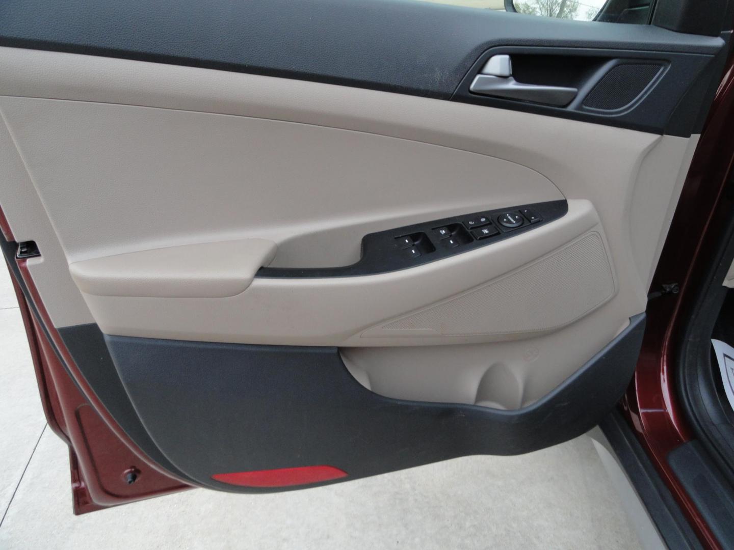 2018 Ruby Wine /Beige Hyundai Tucson SE AWD (KM8J3CA45JU) with an 2.0L L4 DOHC 16V engine, 6-Speed Automatic transmission, located at 827 W 26th Street, Erie, PA, 16508, (814) 455-3401, 42.105431, -80.090942 - Thanks for looking at our super clean rust and accident-free recent arrival. This is the Se ALL WHEEL DRIVE model with lots of options including a power drivers seat, keyless entry, Bluetooth, and lots more. A full service was just completed in our service department with new Pa state and emissions - Photo#22