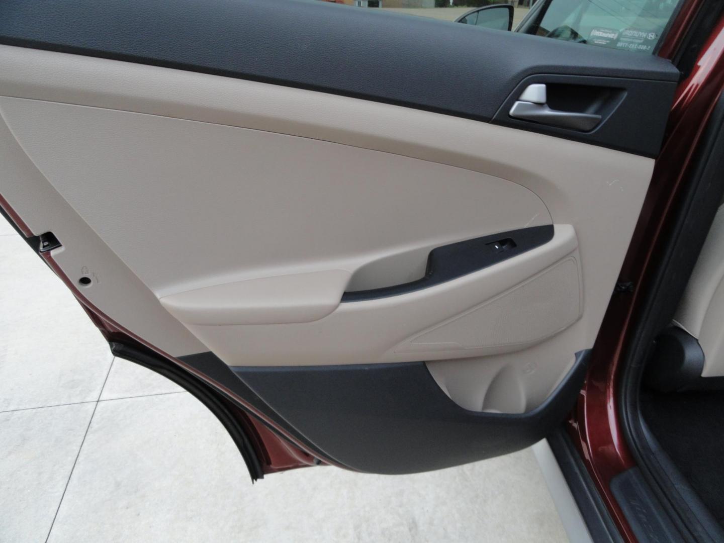 2018 Ruby Wine /Beige Hyundai Tucson SE AWD (KM8J3CA45JU) with an 2.0L L4 DOHC 16V engine, 6-Speed Automatic transmission, located at 827 W 26th Street, Erie, PA, 16508, (814) 455-3401, 42.105431, -80.090942 - Thanks for looking at our super clean rust and accident-free recent arrival. This is the Se ALL WHEEL DRIVE model with lots of options including a power drivers seat, keyless entry, Bluetooth, and lots more. A full service was just completed in our service department with new Pa state and emissions - Photo#27