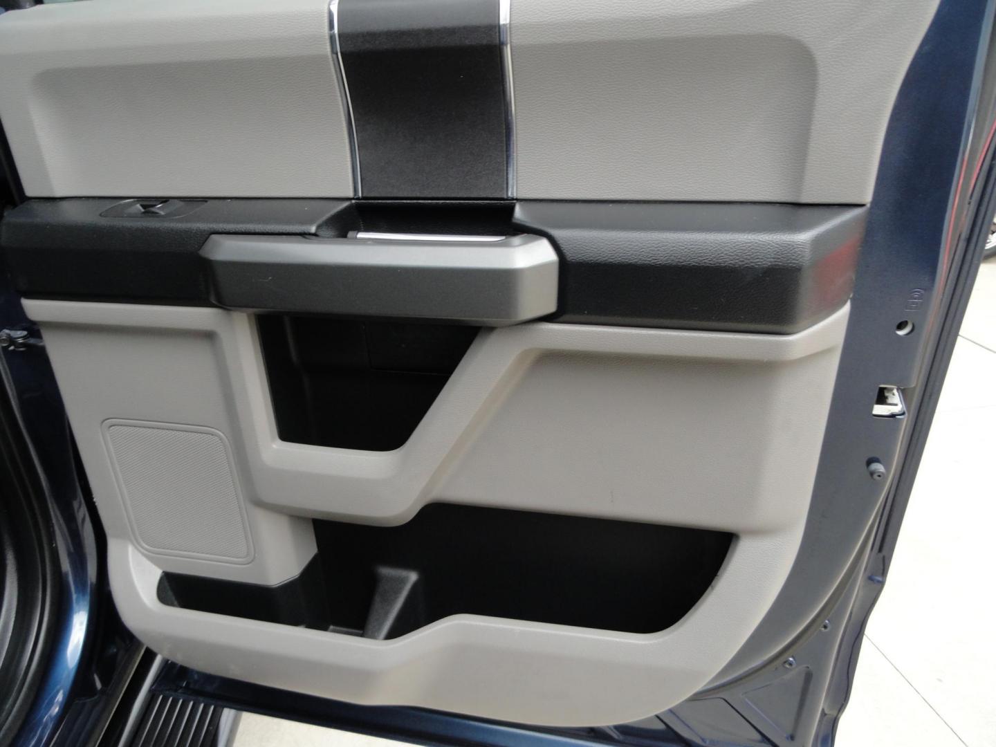 2016 Blue Jean Metallic /Greystone Ford F-150 XLT SuperCrew 6.5-ft. Bed 4WD (1FTEW1EF4GF) with an 5.0L V8 engine, 6 Automatic transmission, located at 827 W 26th Street, Erie, PA, 16508, (814) 455-3401, 42.105431, -80.090942 - Thanks for looking at our one owner low mileage rust free new arrival. This truck had its roots in southern Virginia which explains the like new rust-free exterior with no rust anywhere. The under carriage is also in extra nice condition along with a like new nonsmoker interior. This is the XLT mod - Photo#46