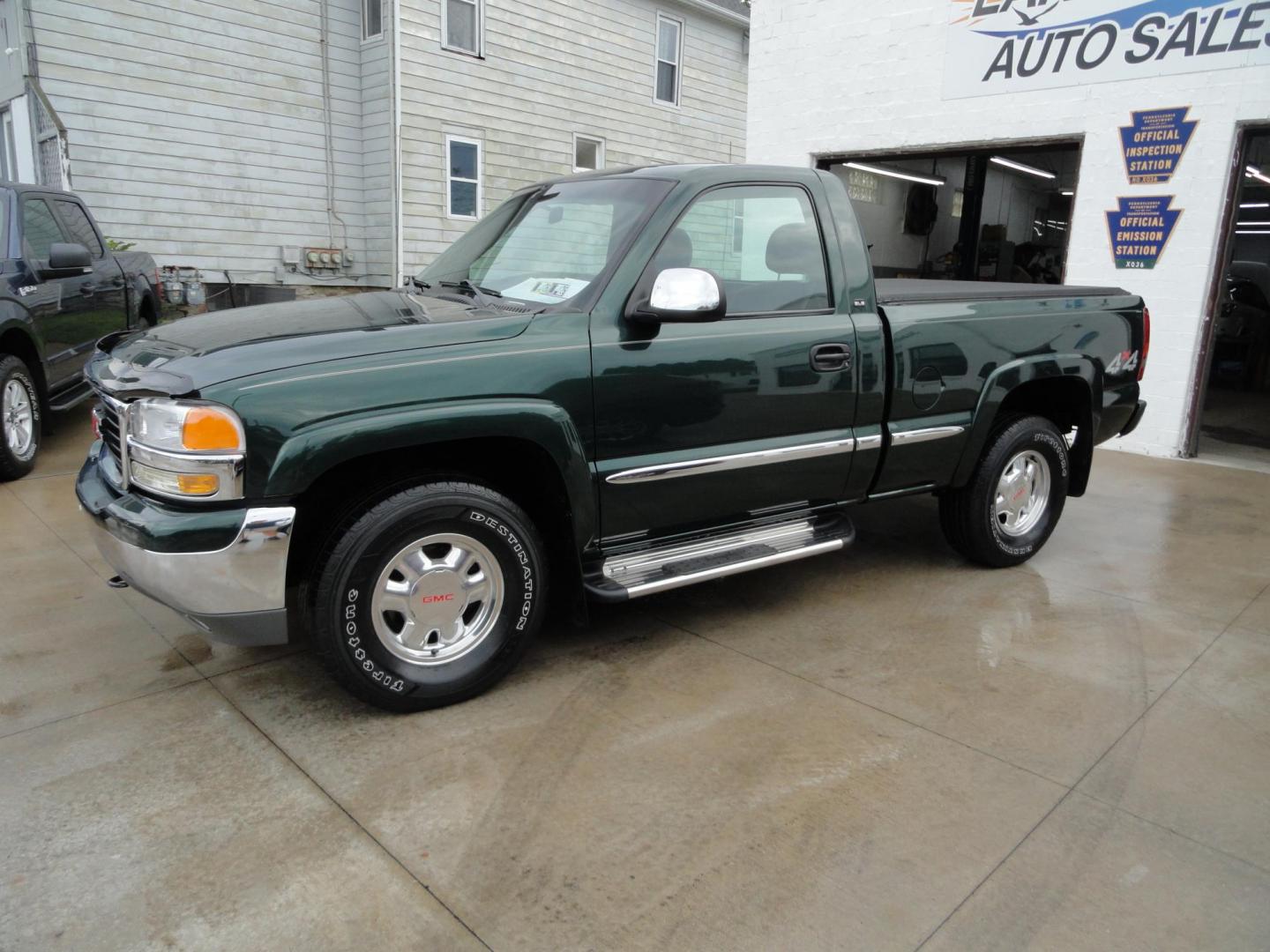 2001 Polo Green Metallic /Graphite GMC Sierra 1500 SLE Short Bed 4WD (1GTEK14T81Z) with an 5.3L V8 OHV 16V engine, 4-Speed Automatic Overdrive transmission, located at 827 W 26th Street, Erie, PA, 16508, (814) 455-3401, 42.105431, -80.090942 - Thanks for looking at our low mileage two owner accident and rust-free new arrival. This truck is definitely a survivor with all original sheet metal, solid rockers, cab corners and frame. The second owner who we acquired this truck from owned it since 2014, oiled the undercarriage every year of own - Photo#6