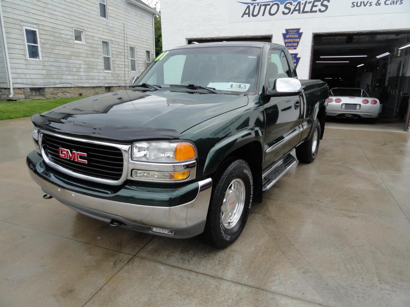 2001 Polo Green Metallic /Graphite GMC Sierra 1500 SLE Short Bed 4WD (1GTEK14T81Z) with an 5.3L V8 OHV 16V engine, 4-Speed Automatic Overdrive transmission, located at 827 W 26th Street, Erie, PA, 16508, (814) 455-3401, 42.105431, -80.090942 - Thanks for looking at our low mileage two owner accident and rust-free new arrival. This truck is definitely a survivor with all original sheet metal, solid rockers, cab corners and frame. The second owner who we acquired this truck from owned it since 2014, oiled the undercarriage every year of own - Photo#7
