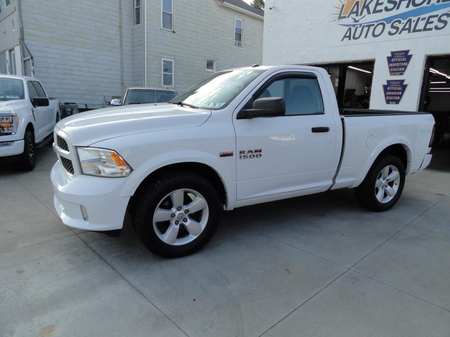2013 Bright White /Greystone RAM 1500 Express Regular Cab SWB 4WD (3C6JR7AT0DG) with an 5.7L V8 OHV 16V engine, 6-Speed Automatic transmission, located at 827 W 26th Street, Erie, PA, 16508, (814) 455-3401, 42.105431, -80.090942 - Thanks for looking at our low mileage super clean recent Chevy trade in. This is the Express model 1500 with the Hemi V-8, four-wheel drive, remote entry and lots more. This is a super clean truck with a great exterior and like new interior and as you know these short bed pickups in this condition- Photo#7
