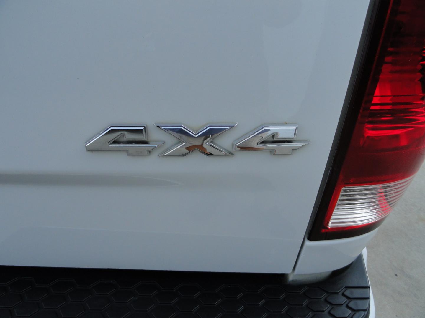 2013 Bright White /Greystone RAM 1500 Express Regular Cab SWB 4WD (3C6JR7AT0DG) with an 5.7L V8 OHV 16V engine, 6-Speed Automatic transmission, located at 827 W 26th Street, Erie, PA, 16508, (814) 455-3401, 42.105431, -80.090942 - Thanks for looking at our low mileage super clean recent Chevy trade in. This is the Express model 1500 with the Hemi V-8, four-wheel drive, remote entry and lots more. This is a super clean truck with a great exterior and like new interior and as you know these short bed pickups in this condition- Photo#32