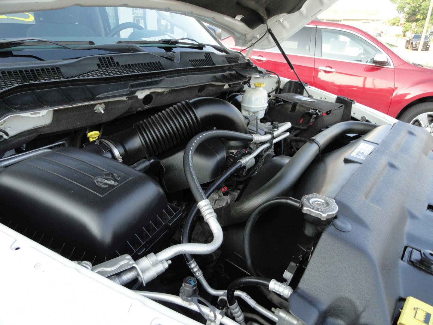 2013 Bright White /Greystone RAM 1500 Express Regular Cab SWB 4WD (3C6JR7AT0DG) with an 5.7L V8 OHV 16V engine, 6-Speed Automatic transmission, located at 827 W 26th Street, Erie, PA, 16508, (814) 455-3401, 42.105431, -80.090942 - Thanks for looking at our low mileage super clean recent Chevy trade in. This is the Express model 1500 with the Hemi V-8, four-wheel drive, remote entry and lots more. This is a super clean truck with a great exterior and like new interior and as you know these short bed pickups in this condition- Photo#39