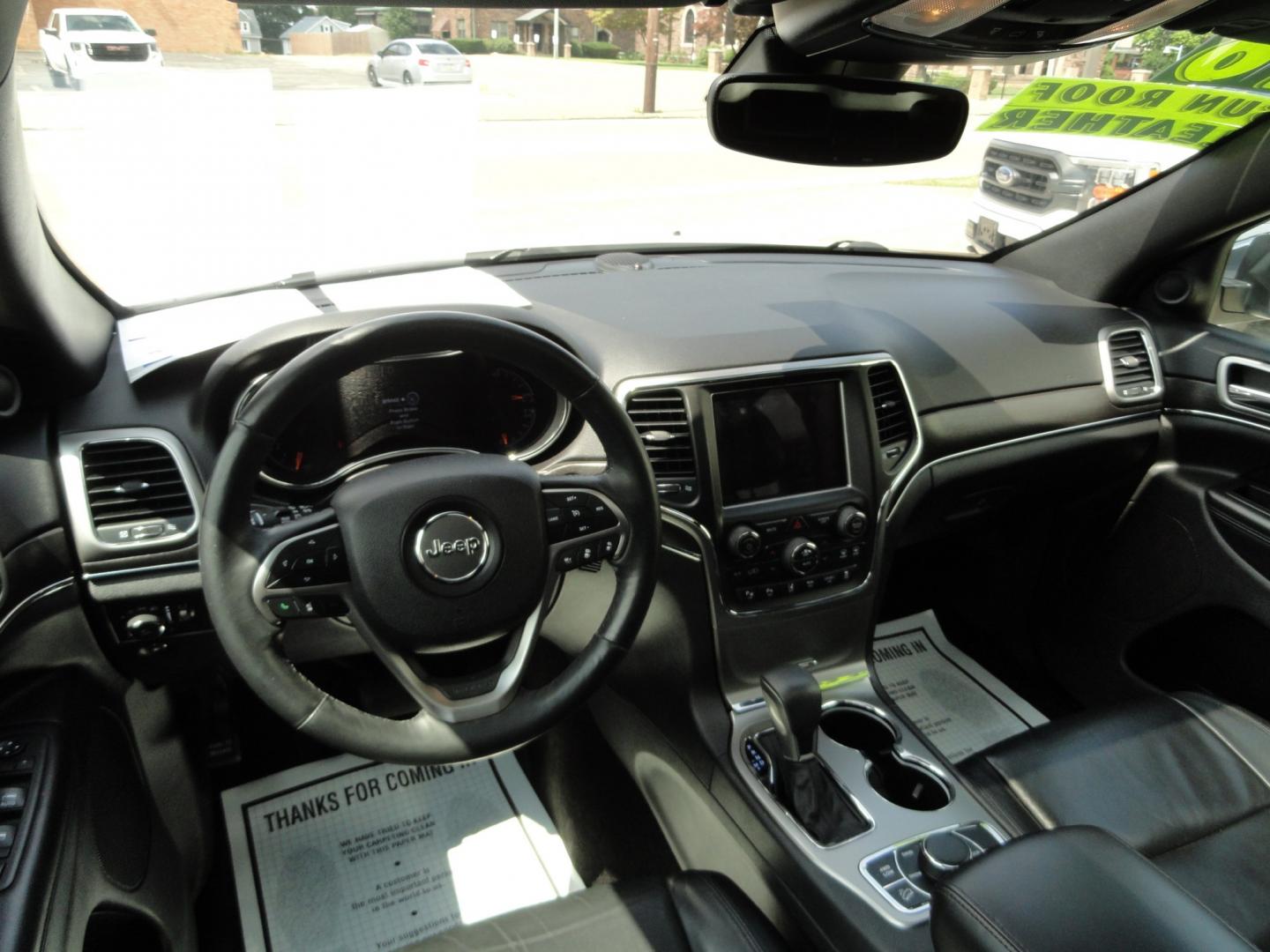 2018 Bright White /Jet Black Jeep Grand Cherokee Limited 4WD (1C4RJFBT2JC) with an 5.7L V8 OHV 16V engine, 8 SPEED AUTOMATIC transmission, located at 827 W 26th Street, Erie, PA, 16508, (814) 455-3401, 42.105431, -80.090942 - Thanks for looking at our two-owner accident and rust-free recent arrival. This is the Limited model with the hard-to-find HEMI 5.7 V-8 engine, four-wheel drive, dual power heated front seats, leather seating areas, back up camera, navigation, power sunroof, power lift gate, remote start, keyless en- Photo#9