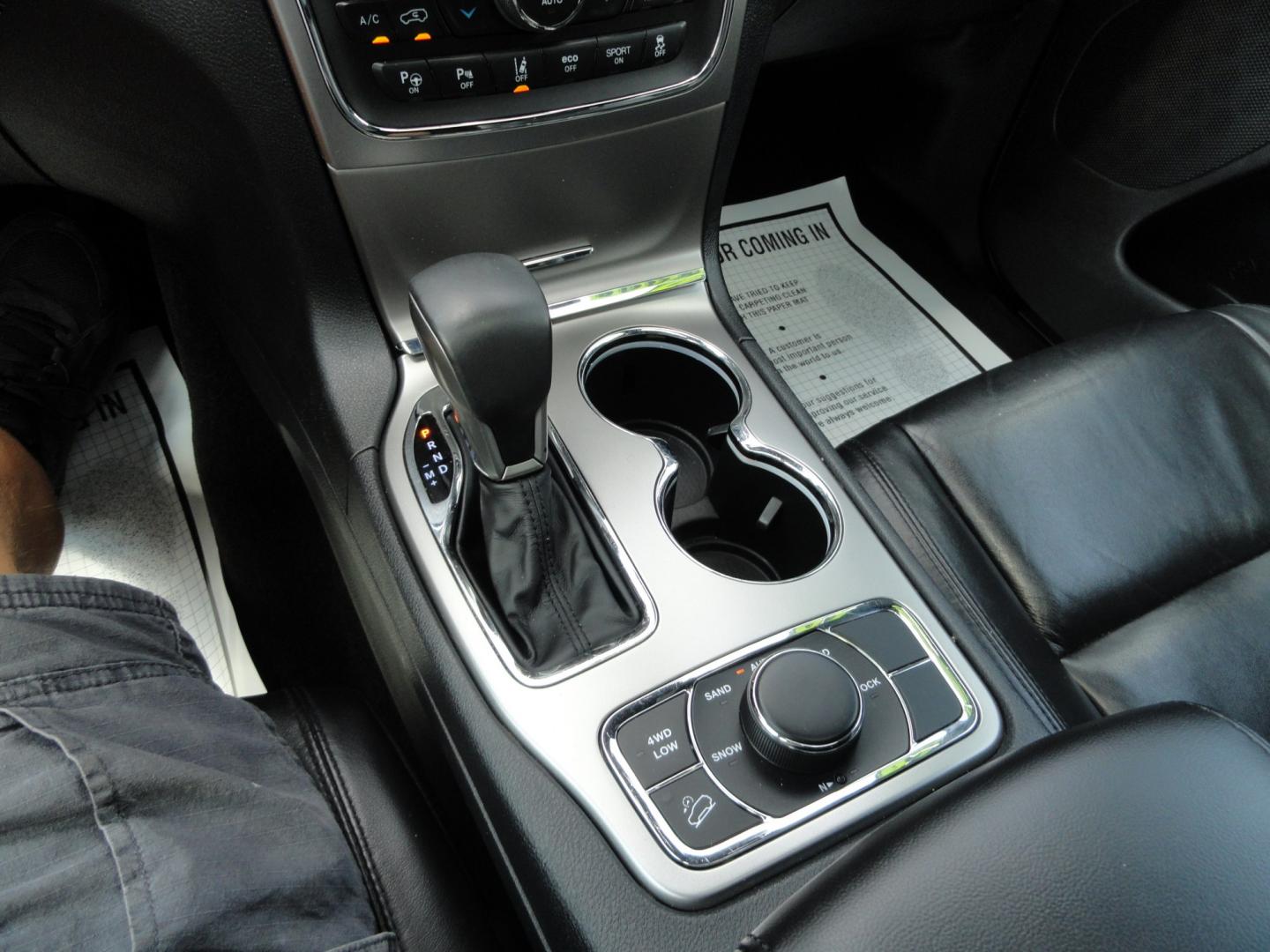 2018 Bright White /Jet Black Jeep Grand Cherokee Limited 4WD (1C4RJFBT2JC) with an 5.7L V8 OHV 16V engine, 8 SPEED AUTOMATIC transmission, located at 827 W 26th Street, Erie, PA, 16508, (814) 455-3401, 42.105431, -80.090942 - Thanks for looking at our two-owner accident and rust-free recent arrival. This is the Limited model with the hard-to-find HEMI 5.7 V-8 engine, four-wheel drive, dual power heated front seats, leather seating areas, back up camera, navigation, power sunroof, power lift gate, remote start, keyless en- Photo#20