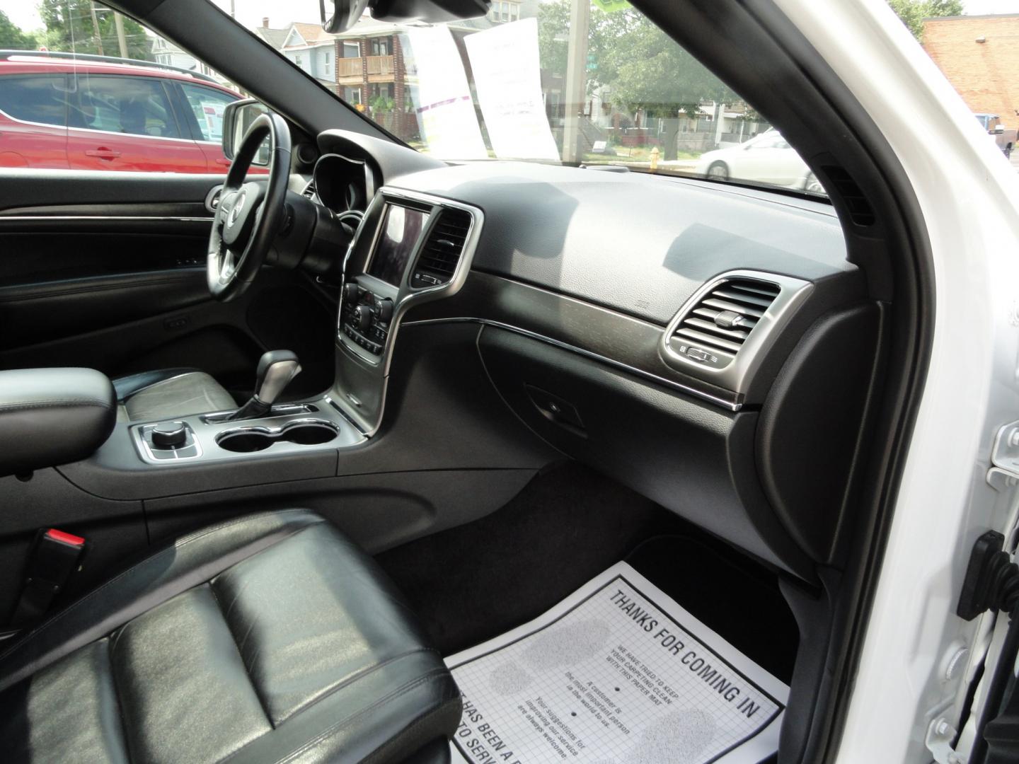 2018 Bright White /Jet Black Jeep Grand Cherokee Limited 4WD (1C4RJFBT2JC) with an 5.7L V8 OHV 16V engine, 8 SPEED AUTOMATIC transmission, located at 827 W 26th Street, Erie, PA, 16508, (814) 455-3401, 42.105431, -80.090942 - Thanks for looking at our two-owner accident and rust-free recent arrival. This is the Limited model with the hard-to-find HEMI 5.7 V-8 engine, four-wheel drive, dual power heated front seats, leather seating areas, back up camera, navigation, power sunroof, power lift gate, remote start, keyless en- Photo#46
