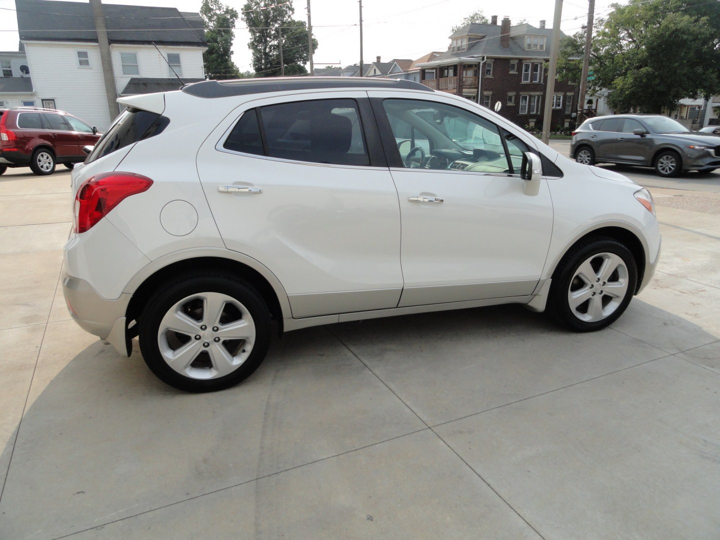 2016 While Pearl Tricoat /Titanium Buick Encore Convenience AWD (KL4CJFSB8GB) with an 1.4L L4 DOHC 16V TURBO engine, 6-Speed Automatic transmission, located at 827 W 26th Street, Erie, PA, 16508, (814) 455-3401, 42.105431, -80.090942- Photo#3