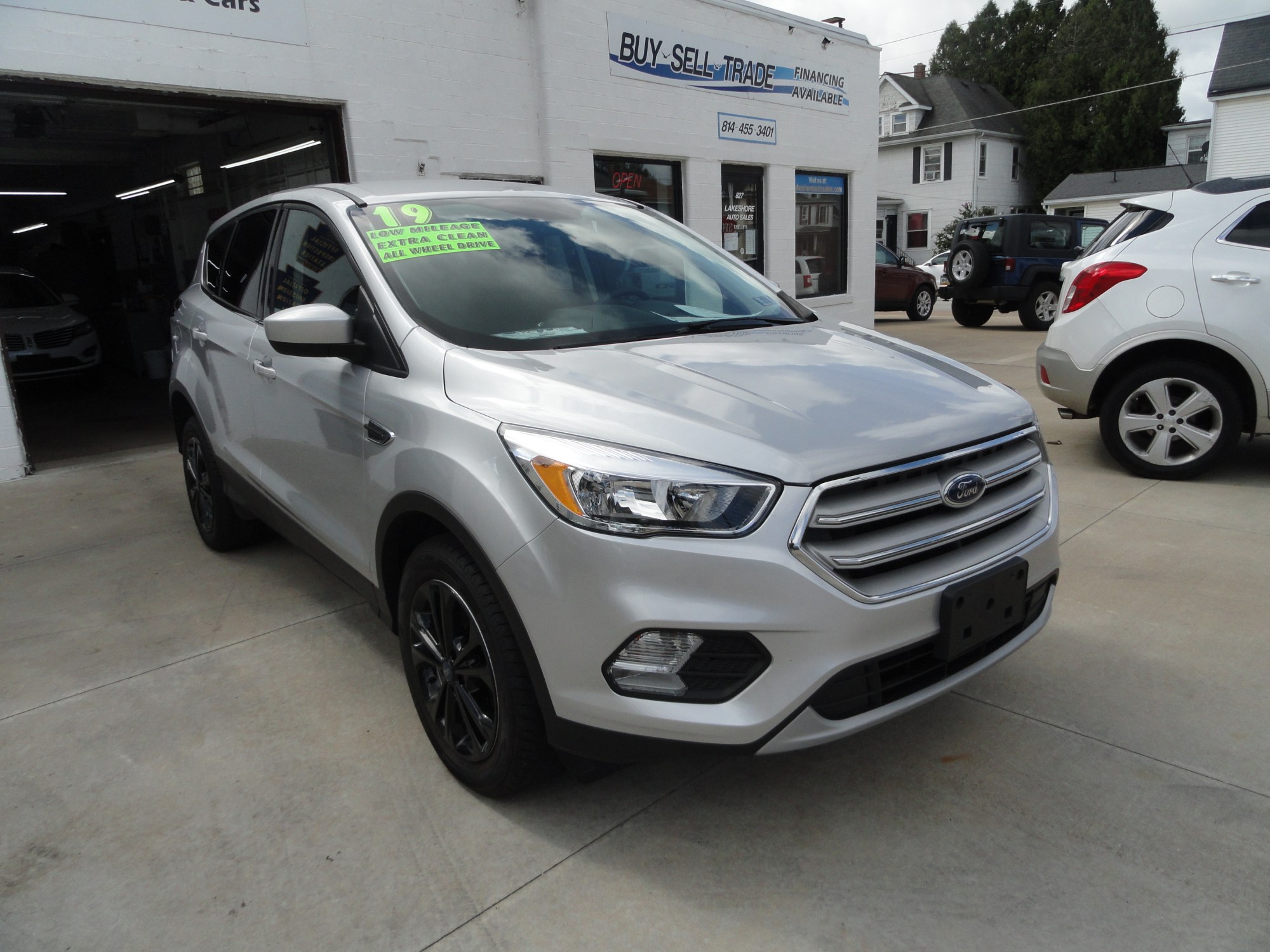 photo of 2019 Ford Escape SE 4WD
