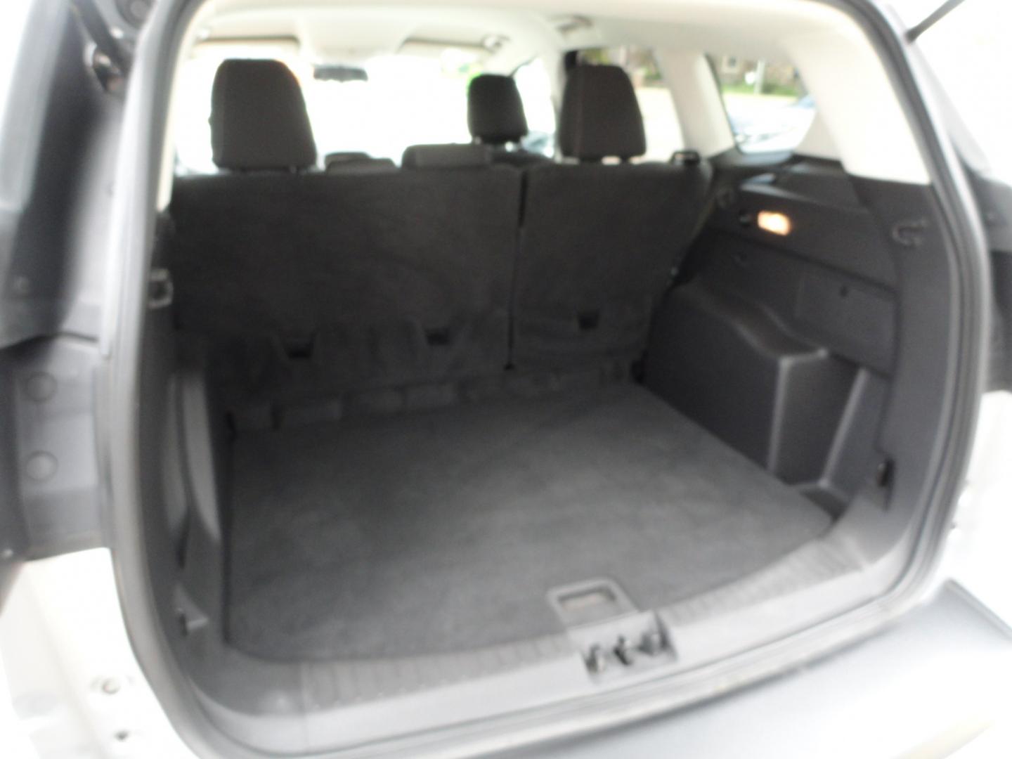 2019 Ingot Silver Metallic /Greystone Ford Escape SE 4WD (1FMCU9GDXKU) with an 1.5L L4 DOHC 16V engine, 6-Speed Automatic transmission, located at 827 W 26th Street, Erie, PA, 16508, (814) 455-3401, 42.105431, -80.090942 - Thanks for looking at our low mileage two owner accident-free recent arrival. This is the SE model with four-wheel drive, remote start, keyless entry, push button start, back up camera and lots more. A full service was just completed in our service department with new Pa state and emissions inspecti- Photo#30
