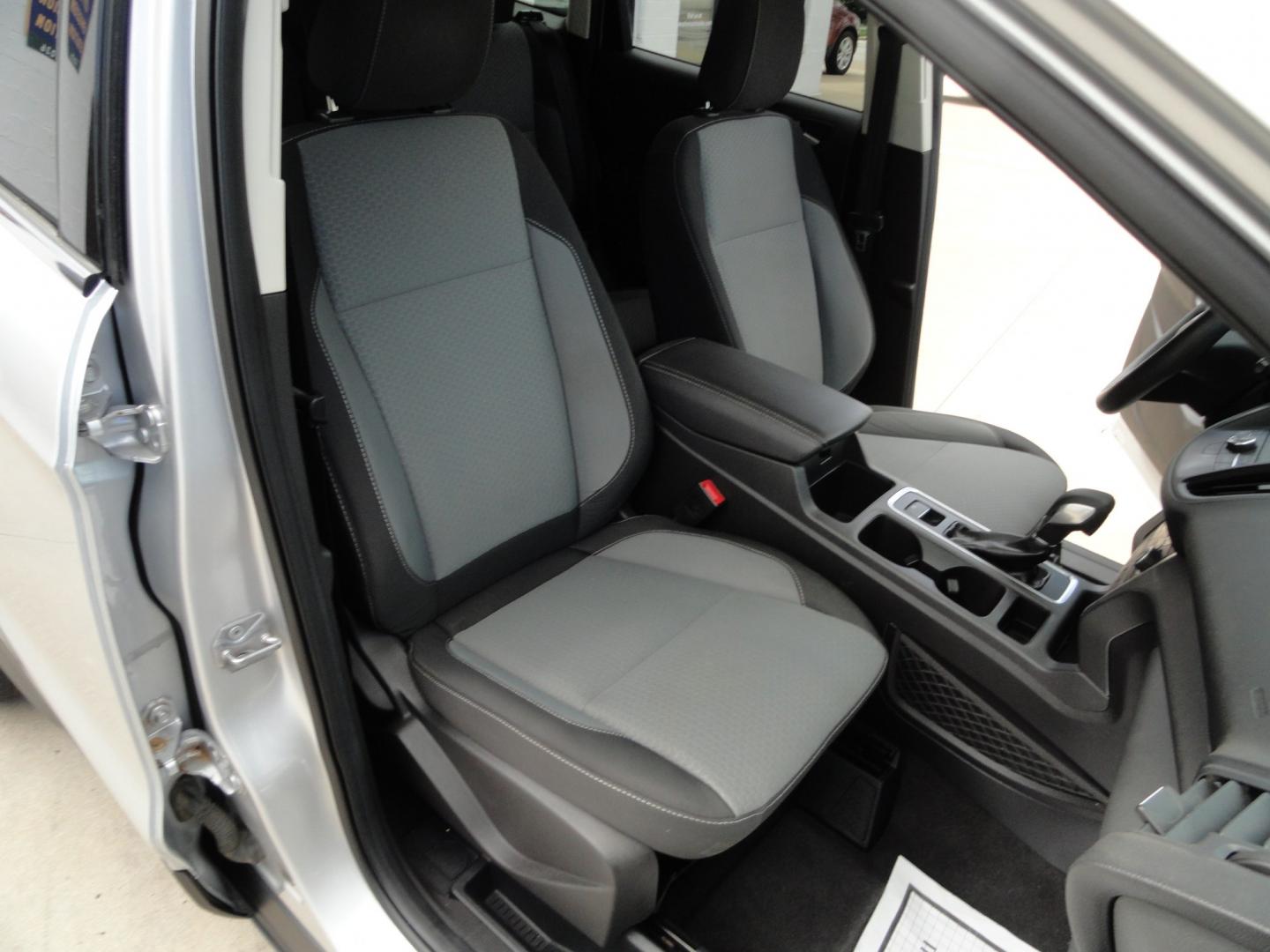 2019 Ingot Silver Metallic /Greystone Ford Escape SE 4WD (1FMCU9GDXKU) with an 1.5L L4 DOHC 16V engine, 6-Speed Automatic transmission, located at 827 W 26th Street, Erie, PA, 16508, (814) 455-3401, 42.105431, -80.090942 - Thanks for looking at our low mileage two owner accident-free recent arrival. This is the SE model with four-wheel drive, remote start, keyless entry, push button start, back up camera and lots more. A full service was just completed in our service department with new Pa state and emissions inspecti- Photo#39