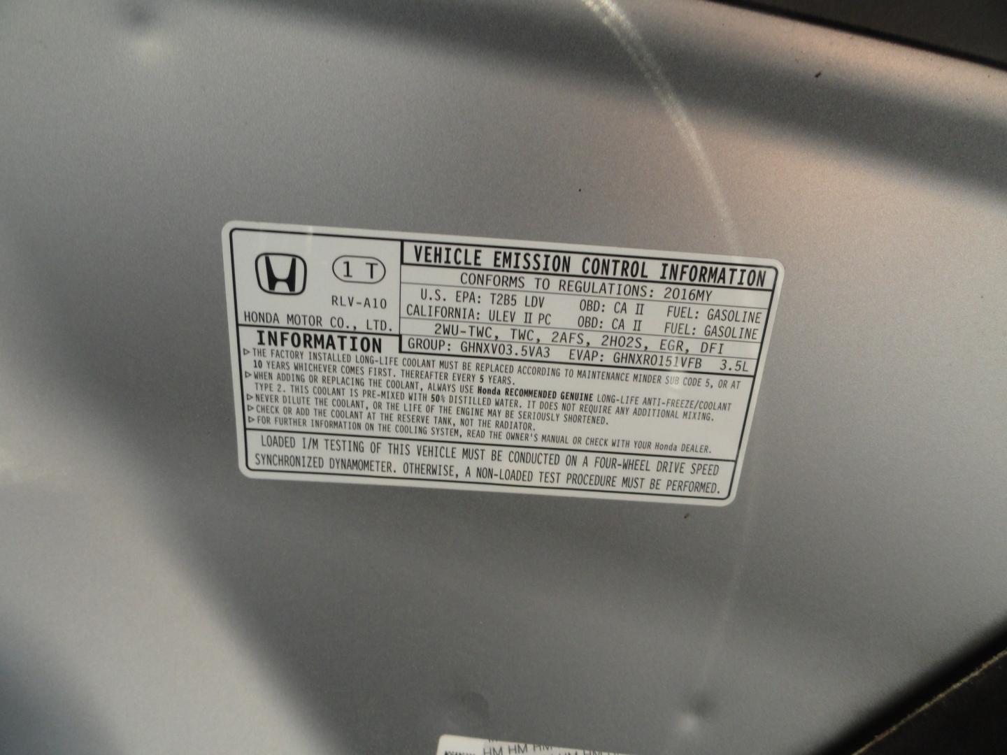 2016 Lunar Silver Metallic /Gray Honda Pilot EX-L AWD (5FNYF6H59GB) with an 3.5L V6 SOHC 24V engine, 6A transmission, located at 827 W 26th Street, Erie, PA, 16508, (814) 455-3401, 42.105431, -80.090942- Photo#45