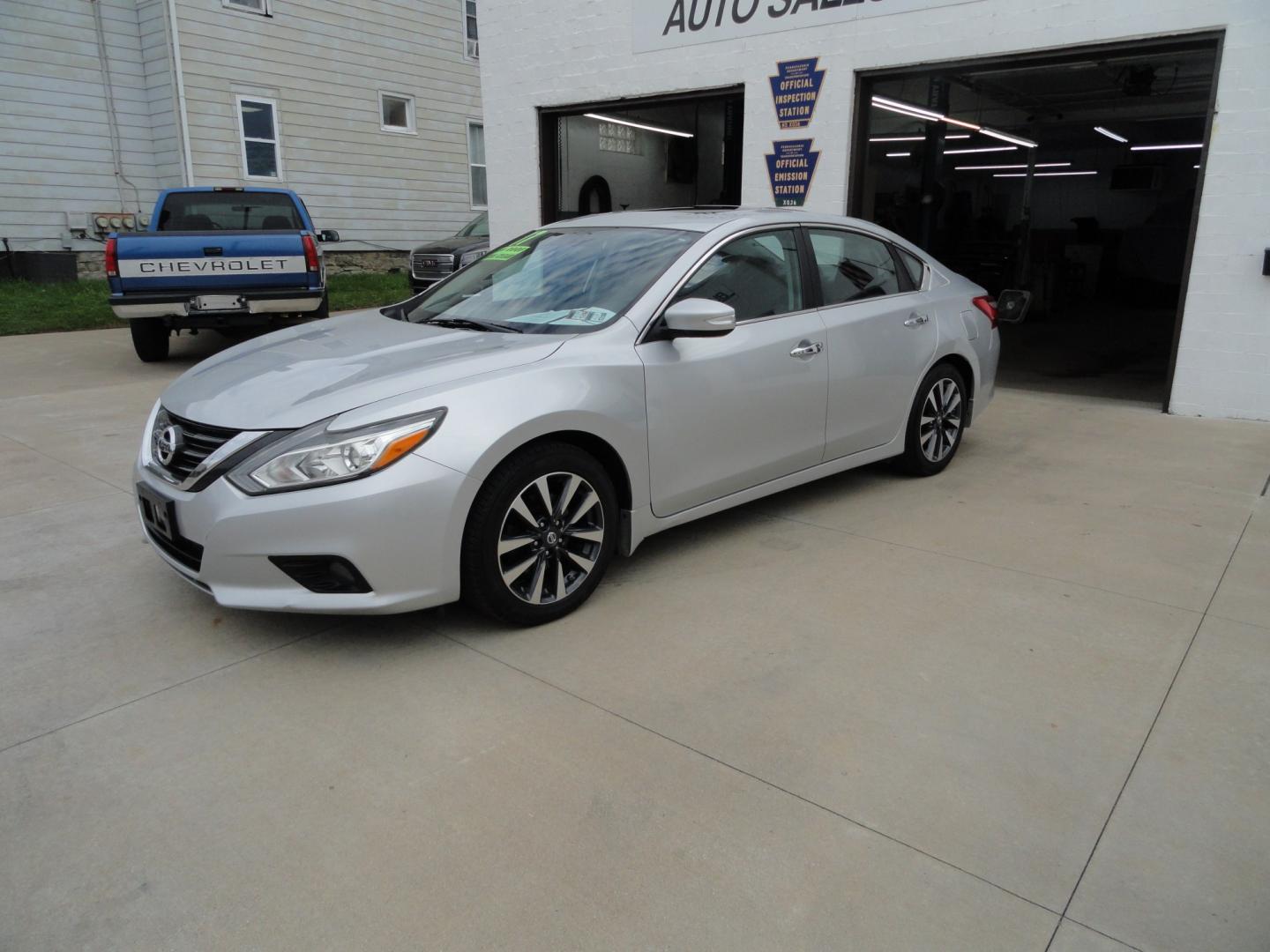2017 Brilliant Silver Metallic /Jet Black Nissan Altima 2.5 S (1N4AL3APXHC) with an 2.5L L4 DOHC 16V engine, CVT transmission, located at 827 W 26th Street, Erie, PA, 16508, (814) 455-3401, 42.105431, -80.090942 - Thanks for looking at our super clean rust and accident-free recent arrival. This is the SV model with lots of options including passive entry, remote start, push button start, blind spot monitor, rear camera, Bluetooth, power drivers seat, power sunroof and lots more. A full service was just comple- Photo#6