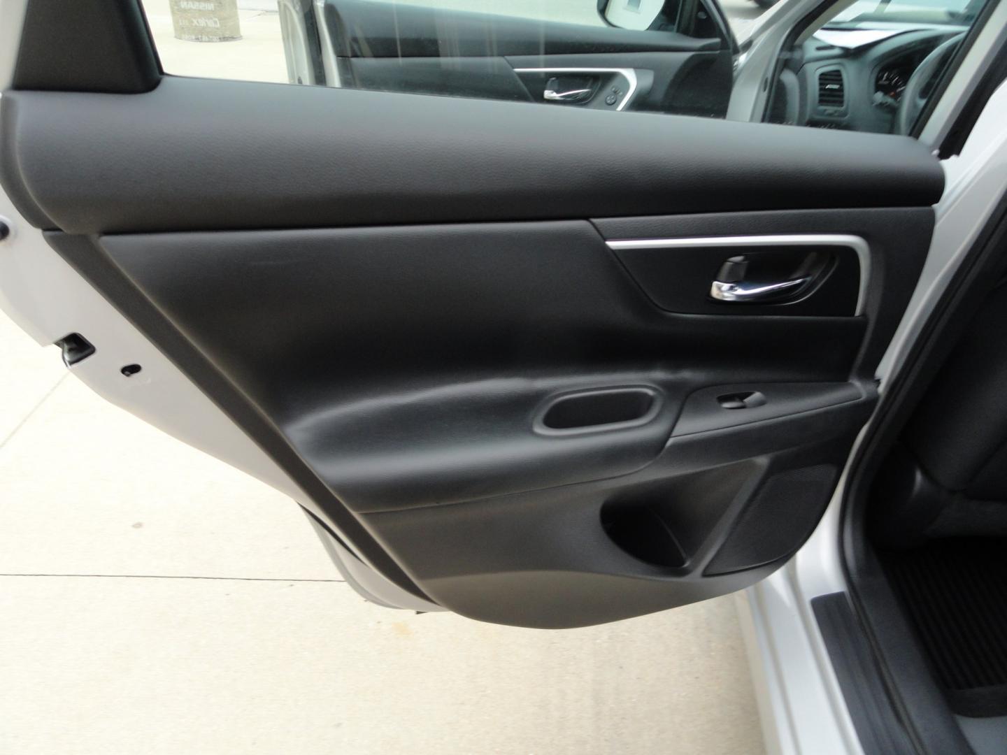2017 Brilliant Silver Metallic /Jet Black Nissan Altima 2.5 S (1N4AL3APXHC) with an 2.5L L4 DOHC 16V engine, CVT transmission, located at 827 W 26th Street, Erie, PA, 16508, (814) 455-3401, 42.105431, -80.090942 - Thanks for looking at our super clean rust and accident-free recent arrival. This is the SV model with lots of options including passive entry, remote start, push button start, blind spot monitor, rear camera, Bluetooth, power drivers seat, power sunroof and lots more. A full service was just comple- Photo#30