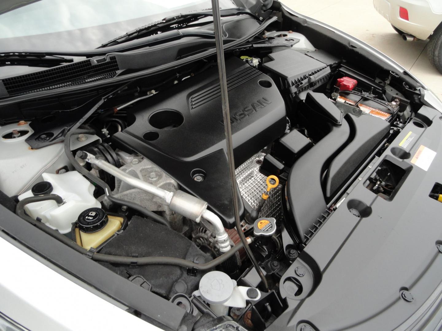 2017 Brilliant Silver Metallic /Jet Black Nissan Altima 2.5 S (1N4AL3APXHC) with an 2.5L L4 DOHC 16V engine, CVT transmission, located at 827 W 26th Street, Erie, PA, 16508, (814) 455-3401, 42.105431, -80.090942 - Thanks for looking at our super clean rust and accident-free recent arrival. This is the SV model with lots of options including passive entry, remote start, push button start, blind spot monitor, rear camera, Bluetooth, power drivers seat, power sunroof and lots more. A full service was just comple- Photo#40