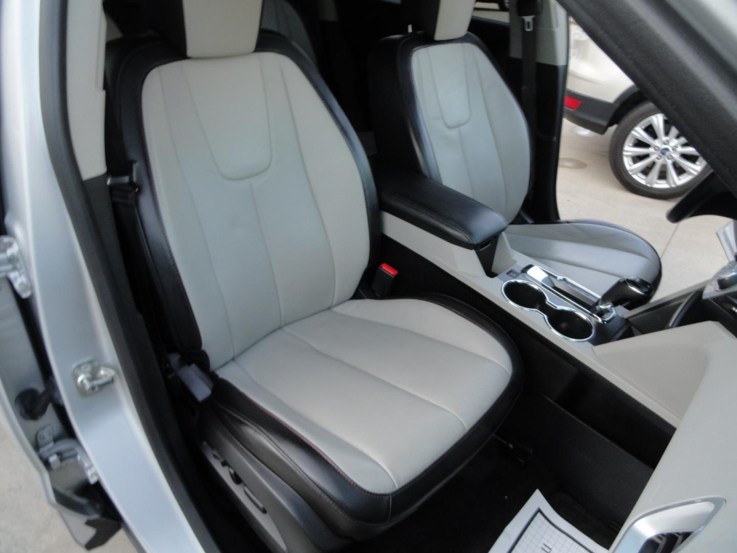 2016 Silver Ice Metallic /Two Tone Chevrolet Equinox LTZ AWD (2GNFLGE38G6) with an 3.6L V6 DOHC 24V engine, 6-Speed Automatic transmission, located at 827 W 26th Street, Erie, PA, 16508, (814) 455-3401, 42.105431, -80.090942 - Thanks for looking at our accident and rust-free like new recent arrival. I have to say that this is the cleanest 2016 Chevy Equinox that I've seen on a long time with NO RUST with no exterior paint work and a super clean undercarriage. This is the LTZ model with the hard to find 6 cylinders, all-wh- Photo#45