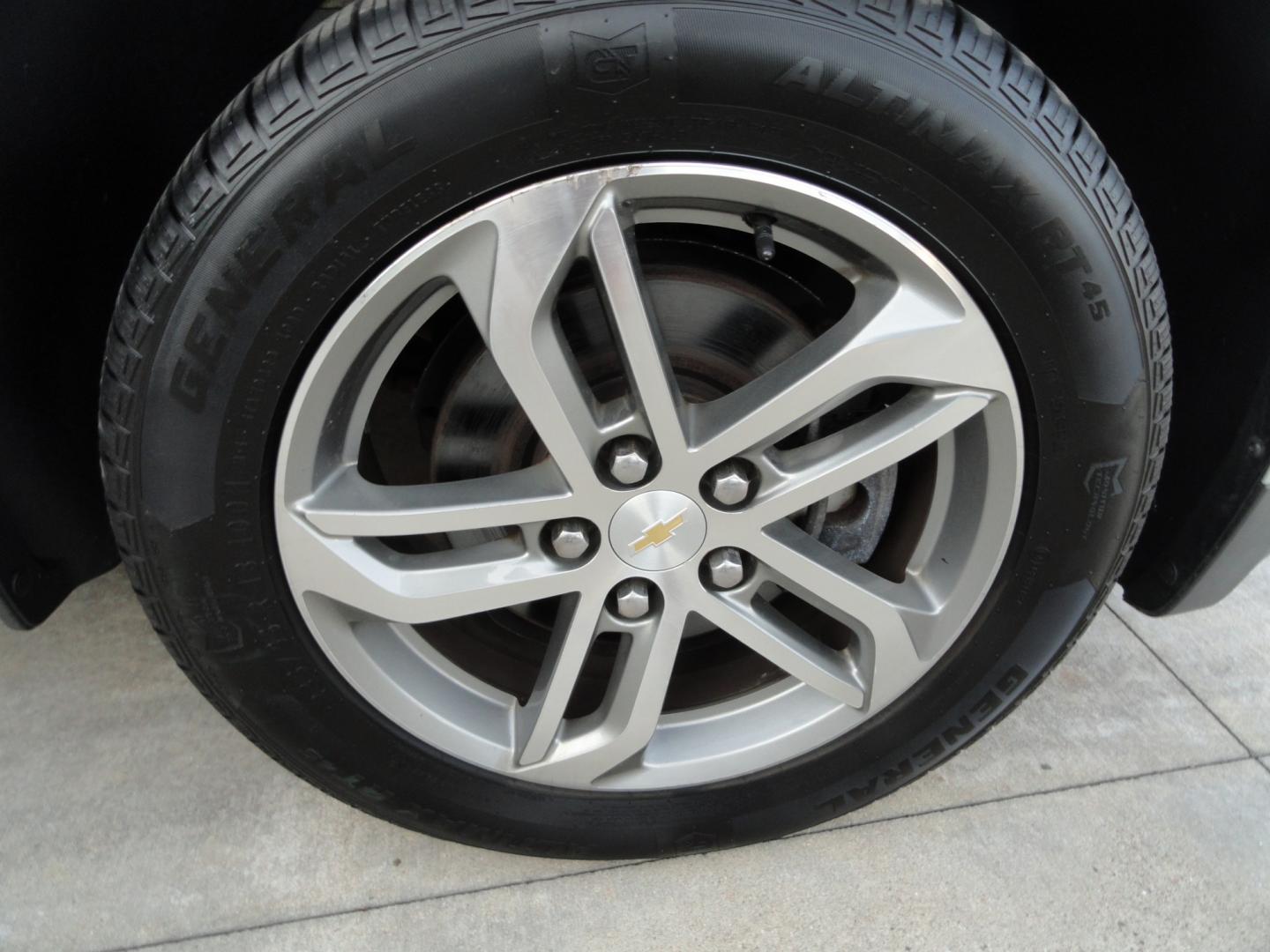 2016 Silver Ice Metallic /Two Tone Chevrolet Equinox LTZ AWD (2GNFLGE38G6) with an 3.6L V6 DOHC 24V engine, 6-Speed Automatic transmission, located at 827 W 26th Street, Erie, PA, 16508, (814) 455-3401, 42.105431, -80.090942 - Thanks for looking at our accident and rust-free like new recent arrival. I have to say that this is the cleanest 2016 Chevy Equinox that I've seen on a long time with NO RUST with no exterior paint work and a super clean undercarriage. This is the LTZ model with the hard to find 6 cylinders, all-wh- Photo#60