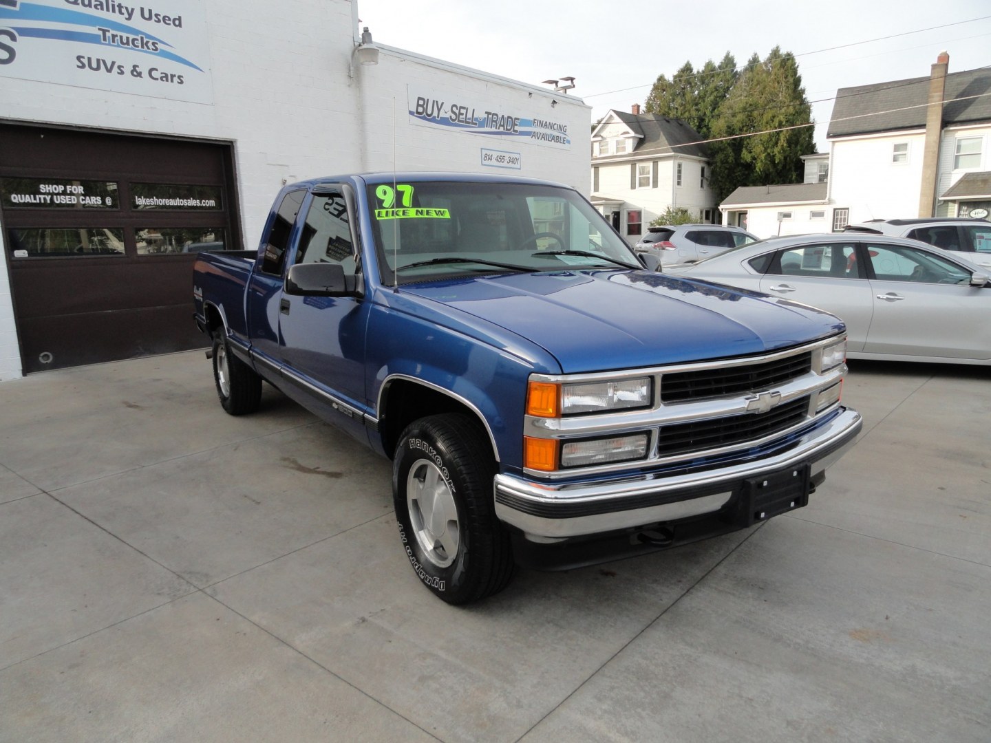 1997 Bright Blue Metallic /Greystone Chevrolet K 1500 Ext. Cab 6.5-ft. Bed 4WD (2GCEK19R9V1) with an 5.7L V8 OHV 16V engine, 4 speed Automatic transmission, located at 827 W 26th Street, Erie, PA, 16508, (814) 455-3401, 42.105431, -80.090942- Photo#0