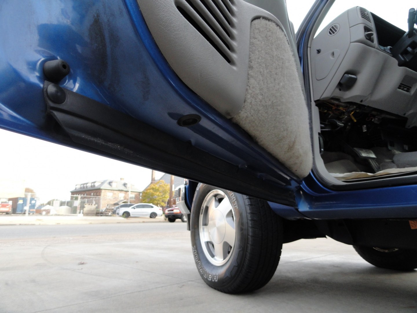 1997 Bright Blue Metallic /Greystone Chevrolet K 1500 Ext. Cab 6.5-ft. Bed 4WD (2GCEK19R9V1) with an 5.7L V8 OHV 16V engine, 4 speed Automatic transmission, located at 827 W 26th Street, Erie, PA, 16508, (814) 455-3401, 42.105431, -80.090942- Photo#19